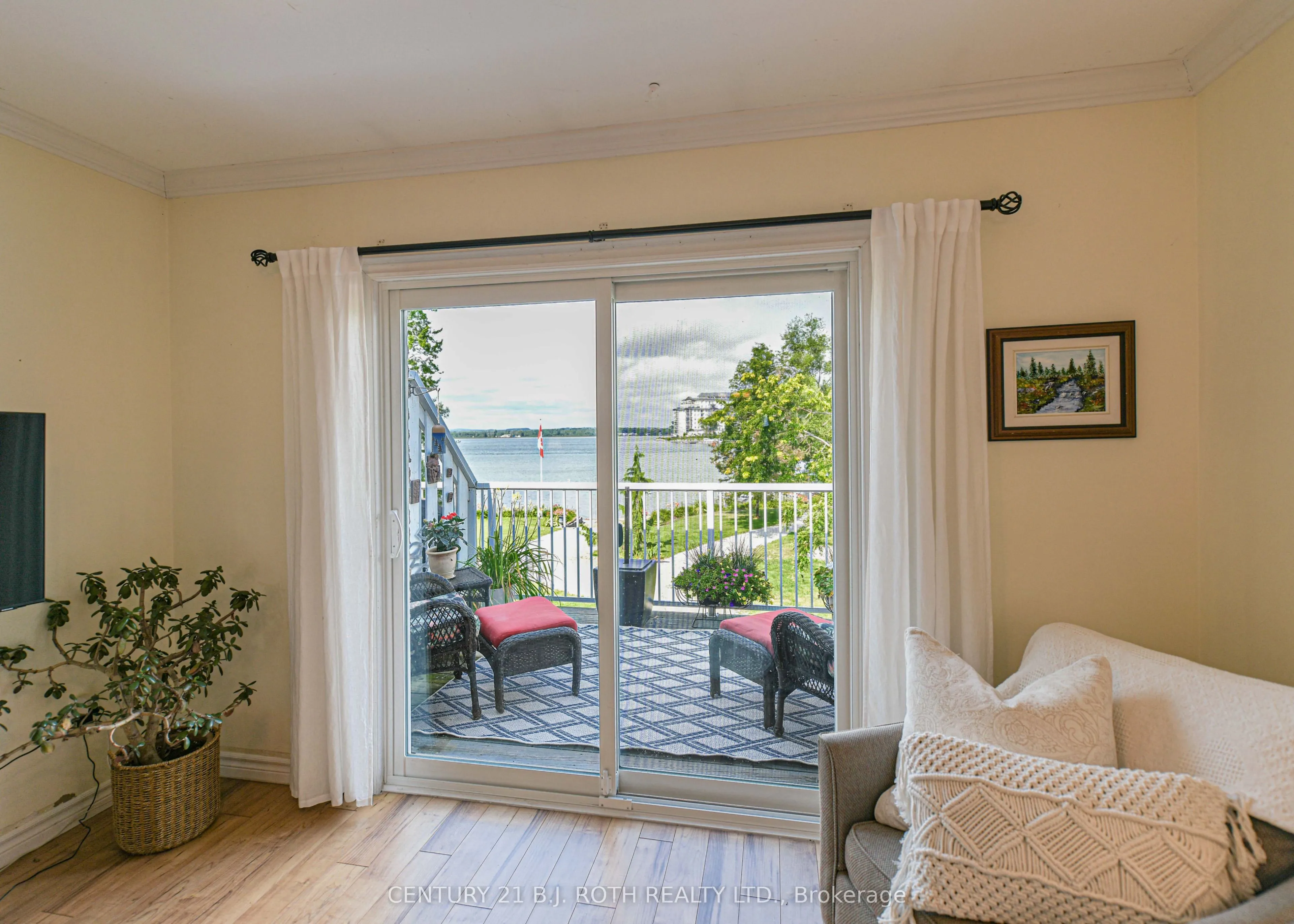43 Creighton Street, #204