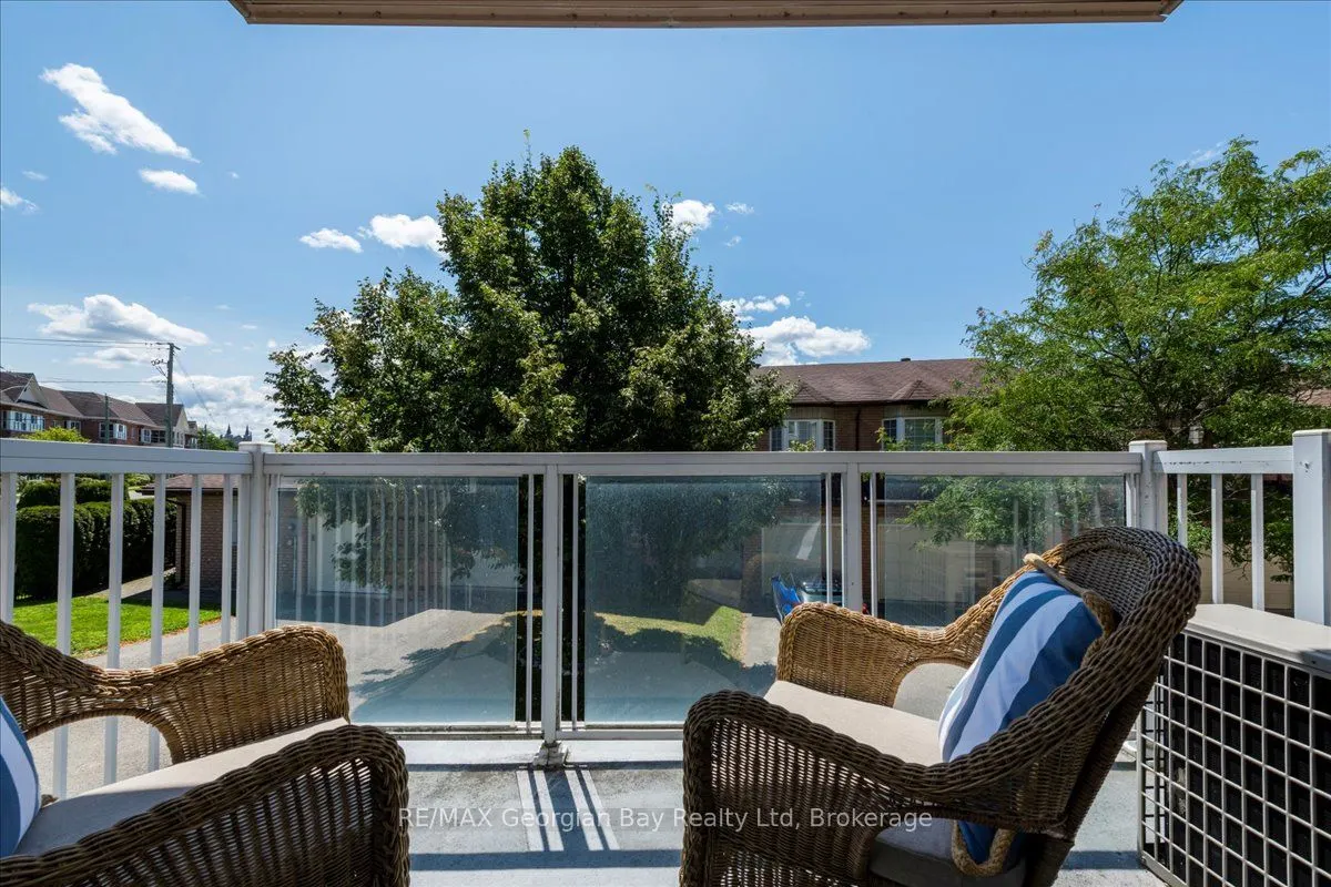 4 Beck Boulevard, #201