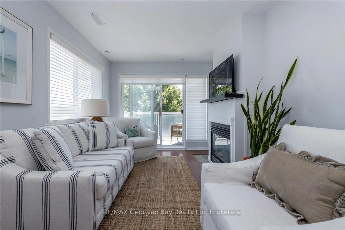 4 Beck Boulevard, #201