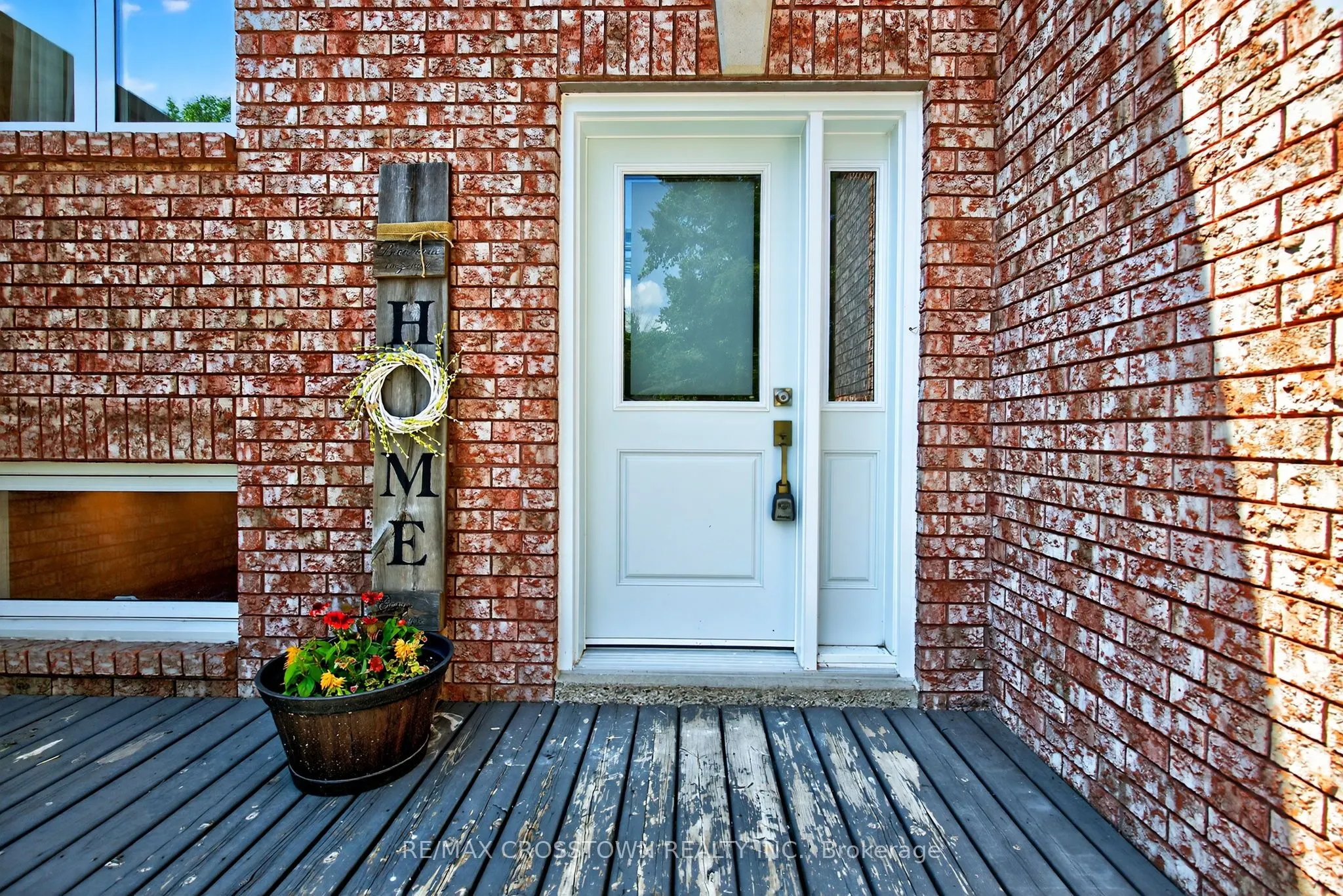 2 BIRCHMOUNT Circle
