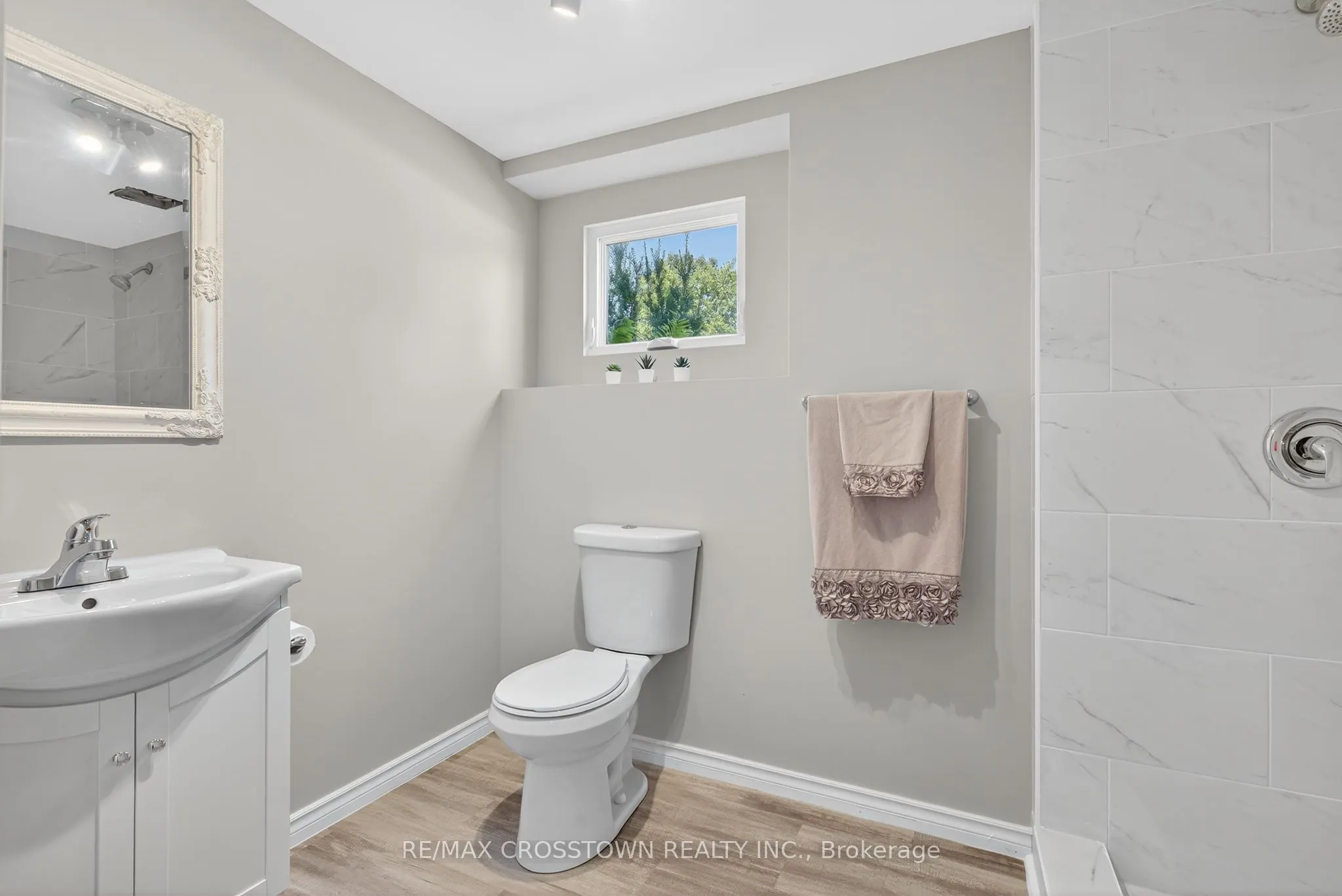 2 BIRCHMOUNT Circle