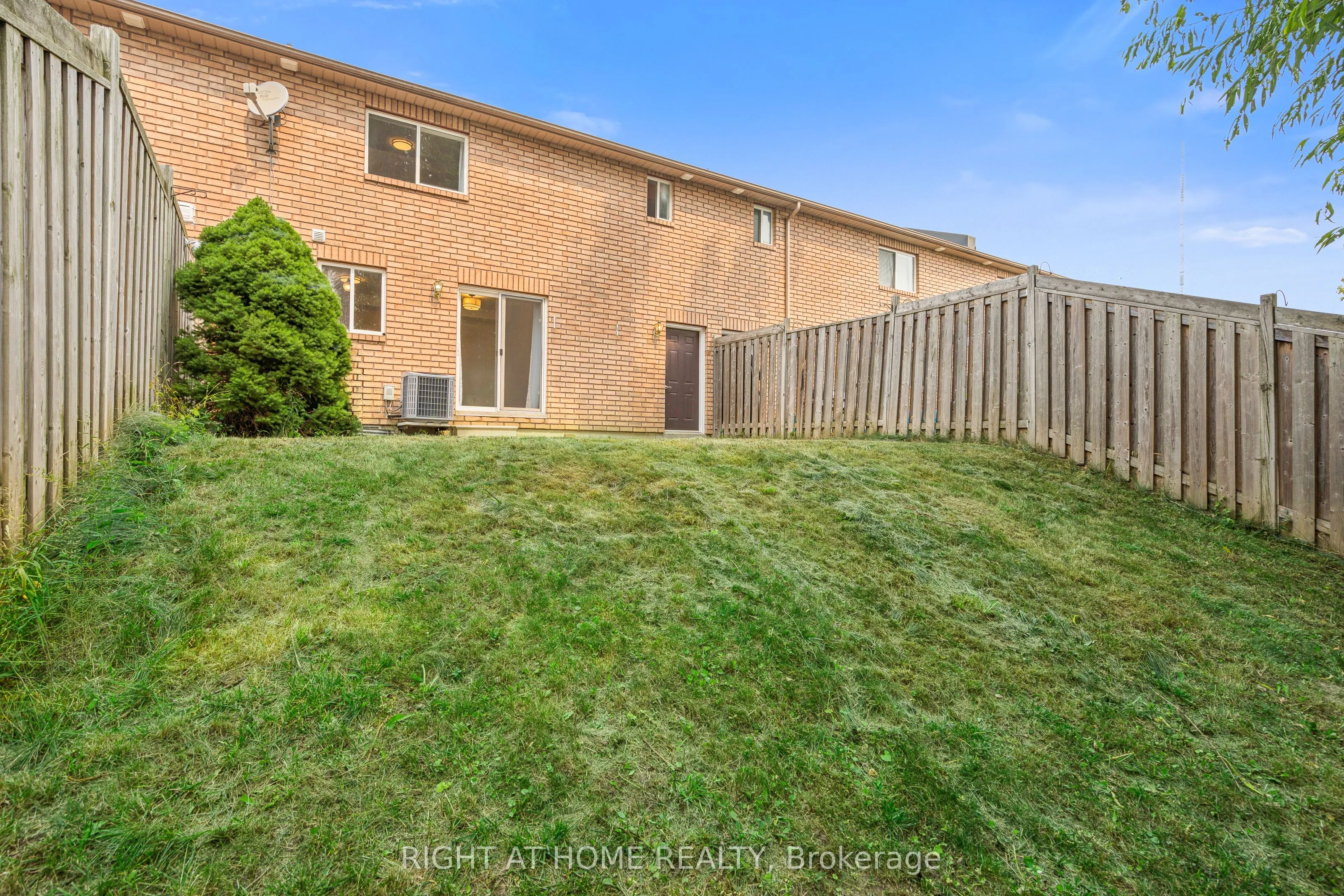 33 Mccausland Court