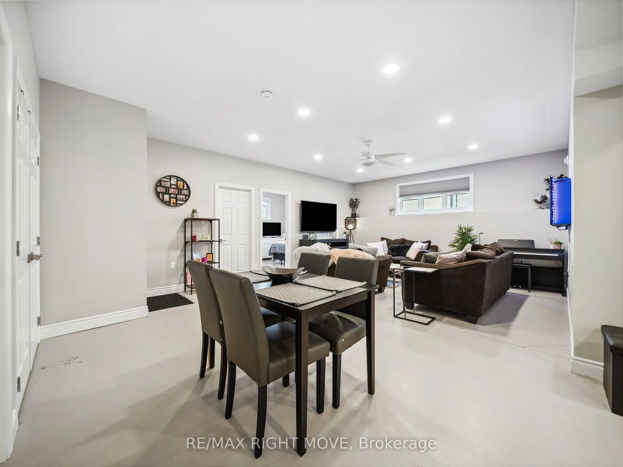 112B Creighton Street S, #2
