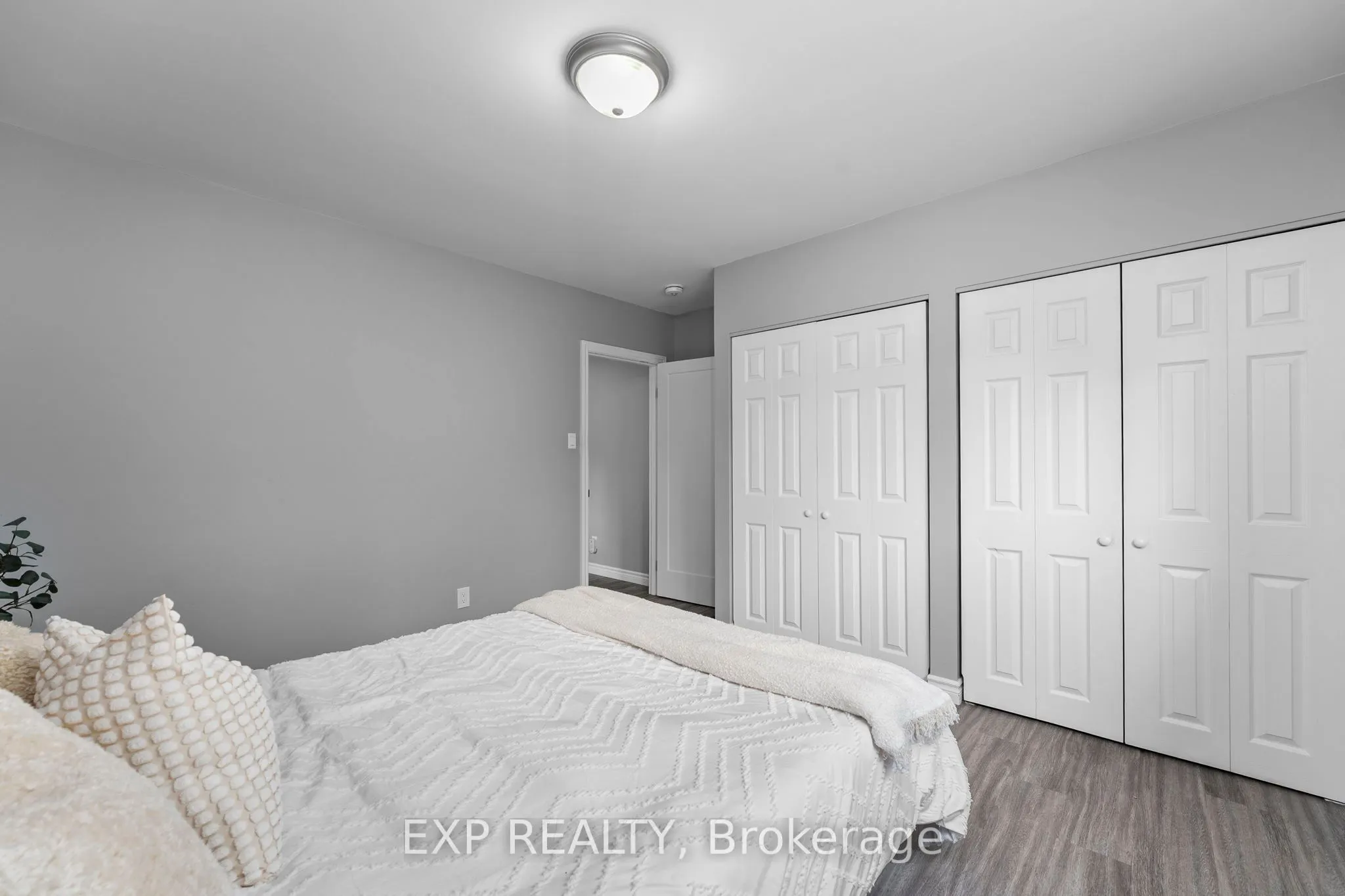143 Westmount Drive N