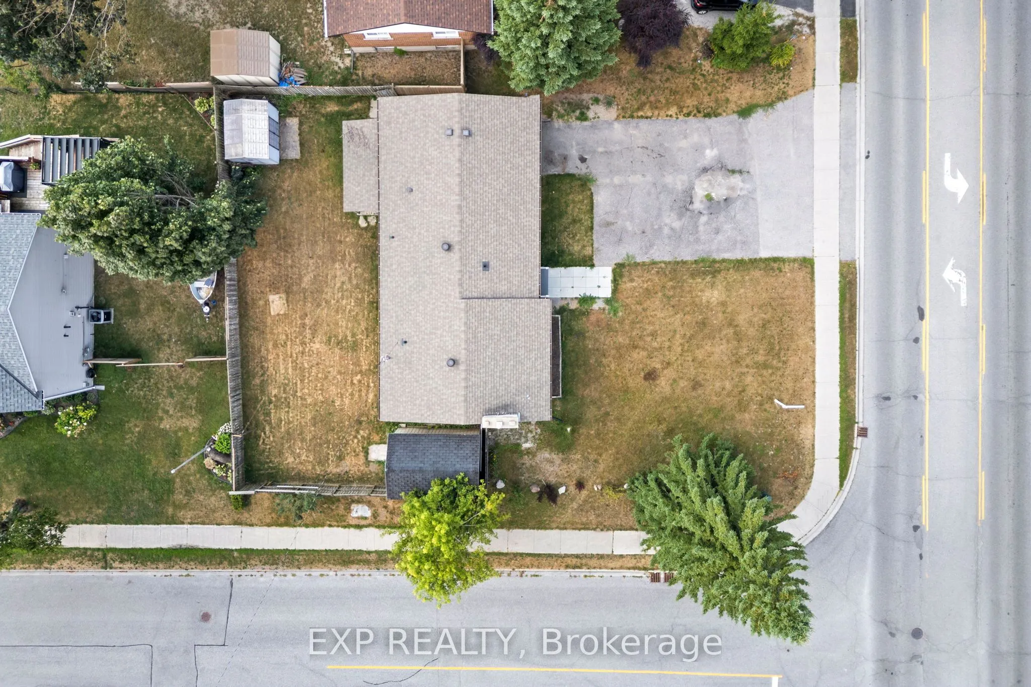 143 Westmount Drive N