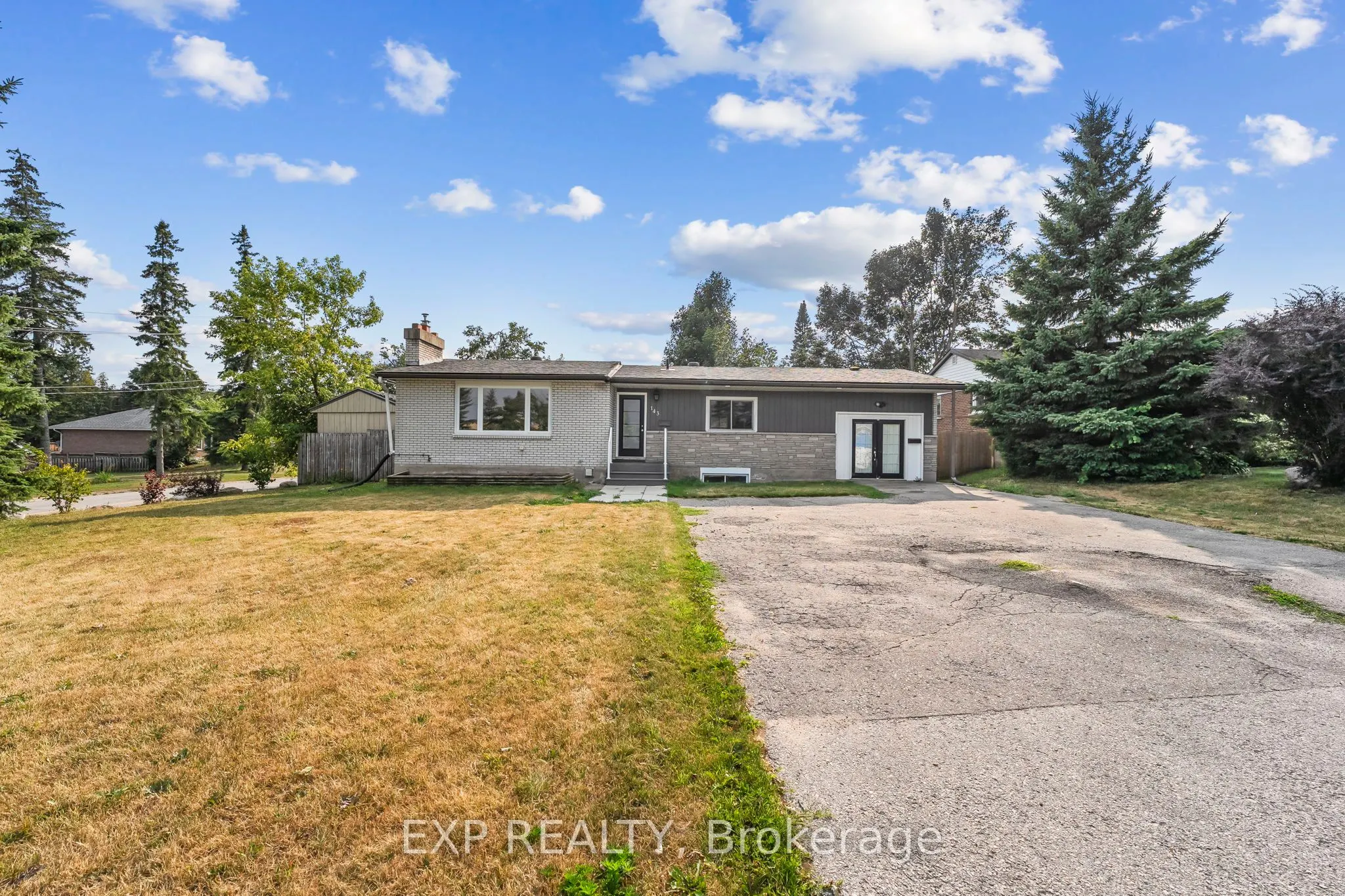 143 Westmount Drive N