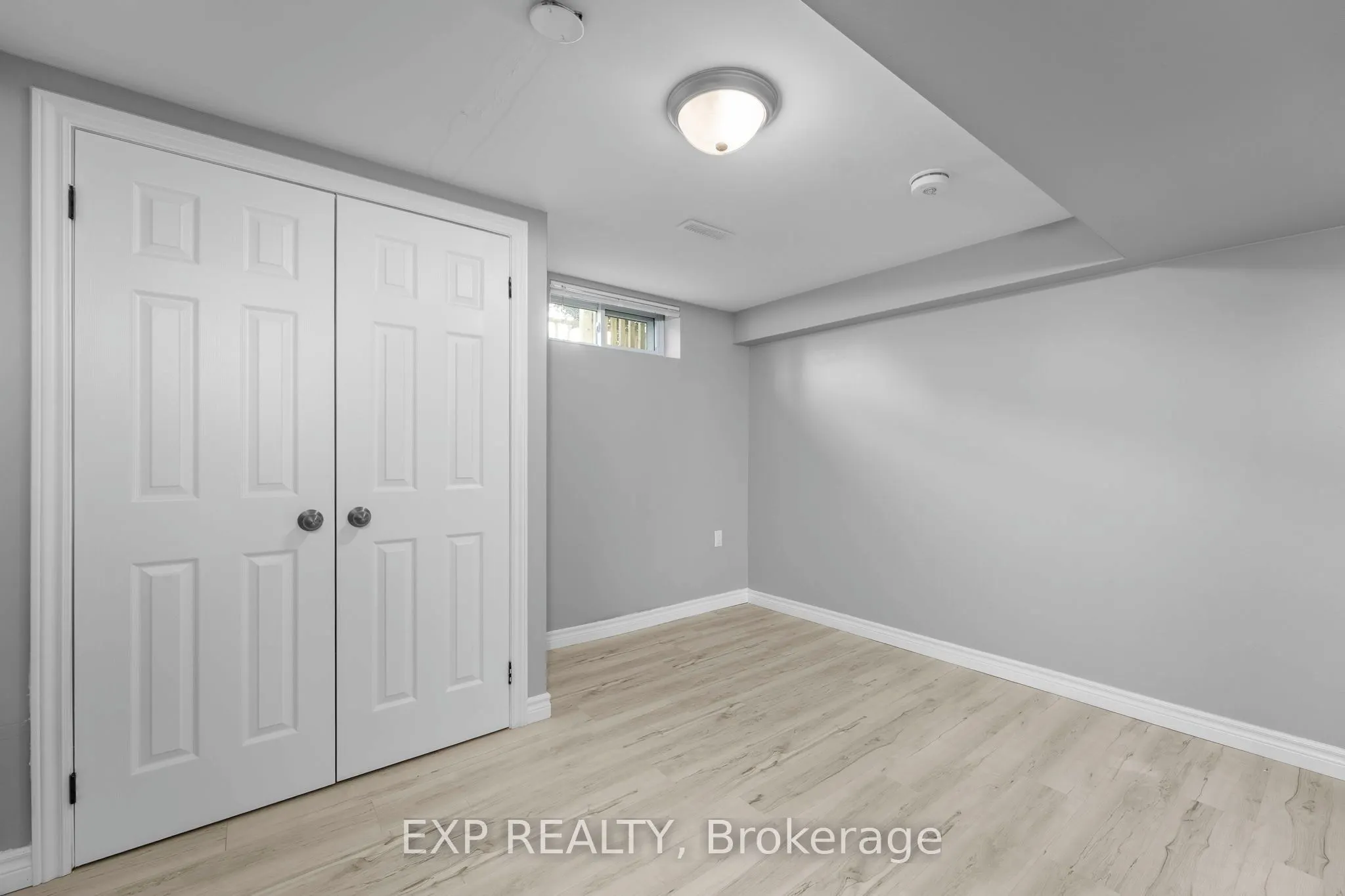 143 Westmount Drive N