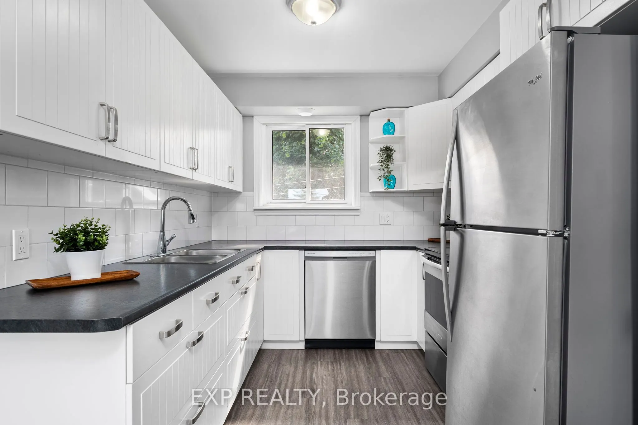 143 Westmount Drive N