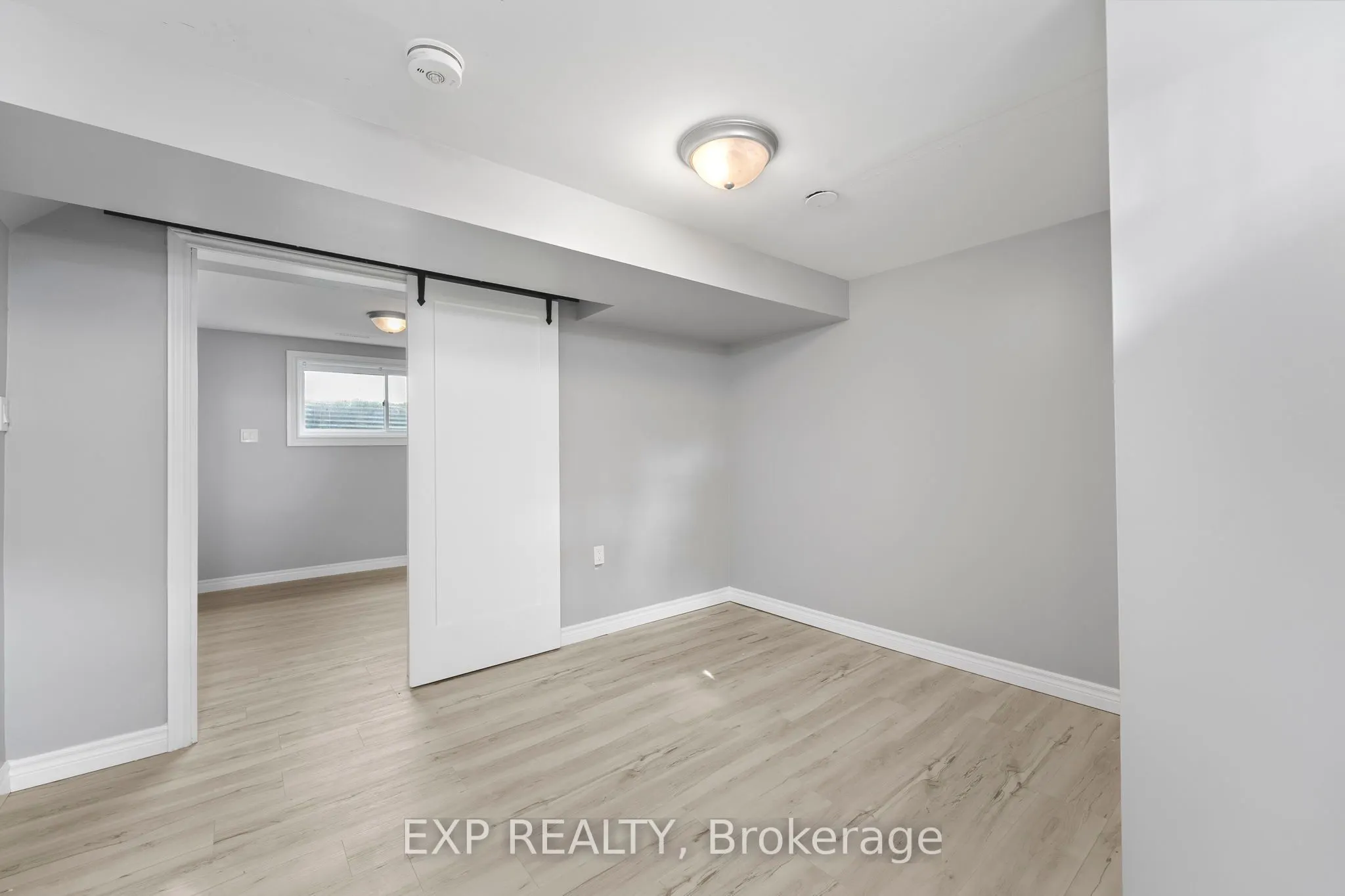 143 Westmount Drive N