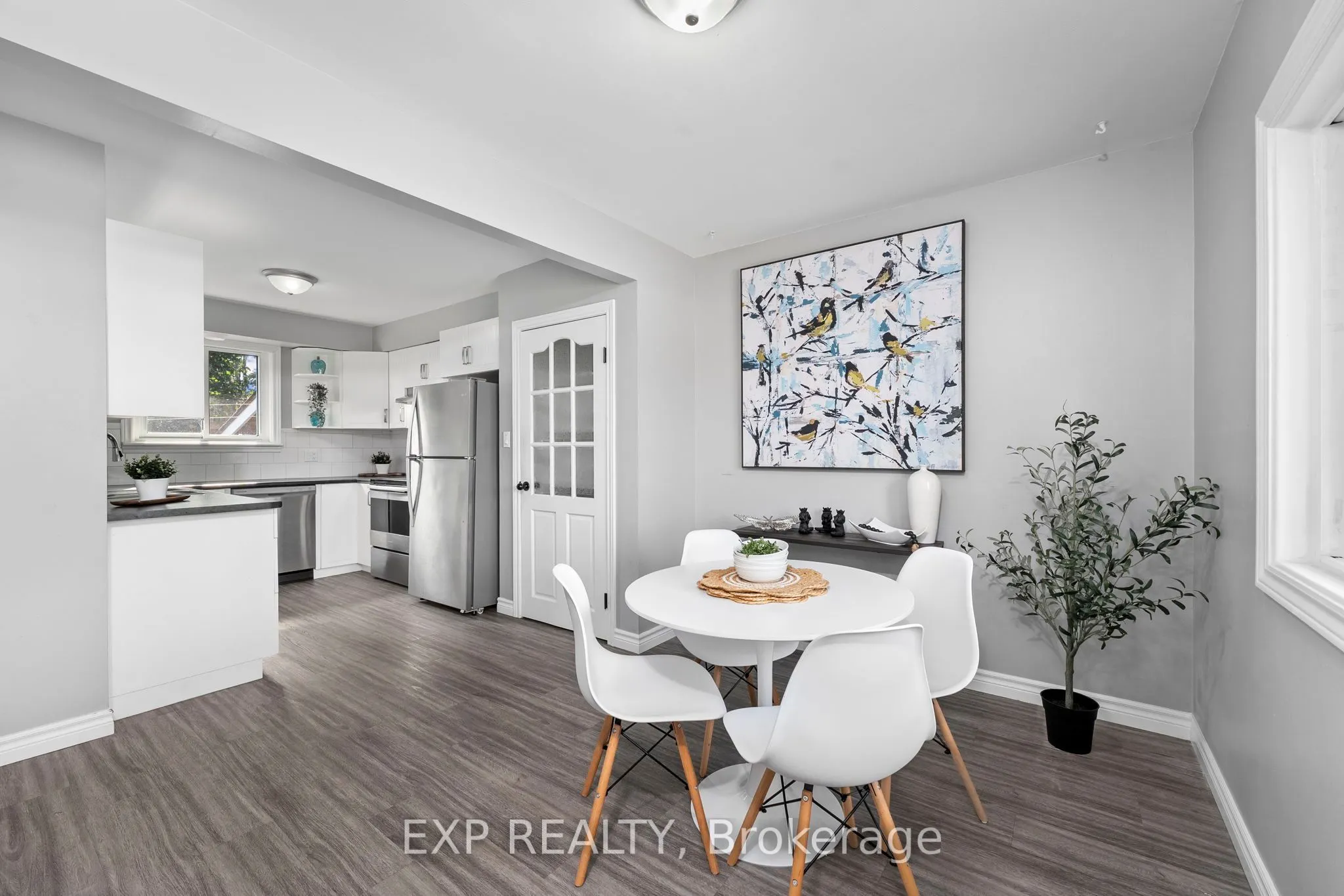 143 Westmount Drive N