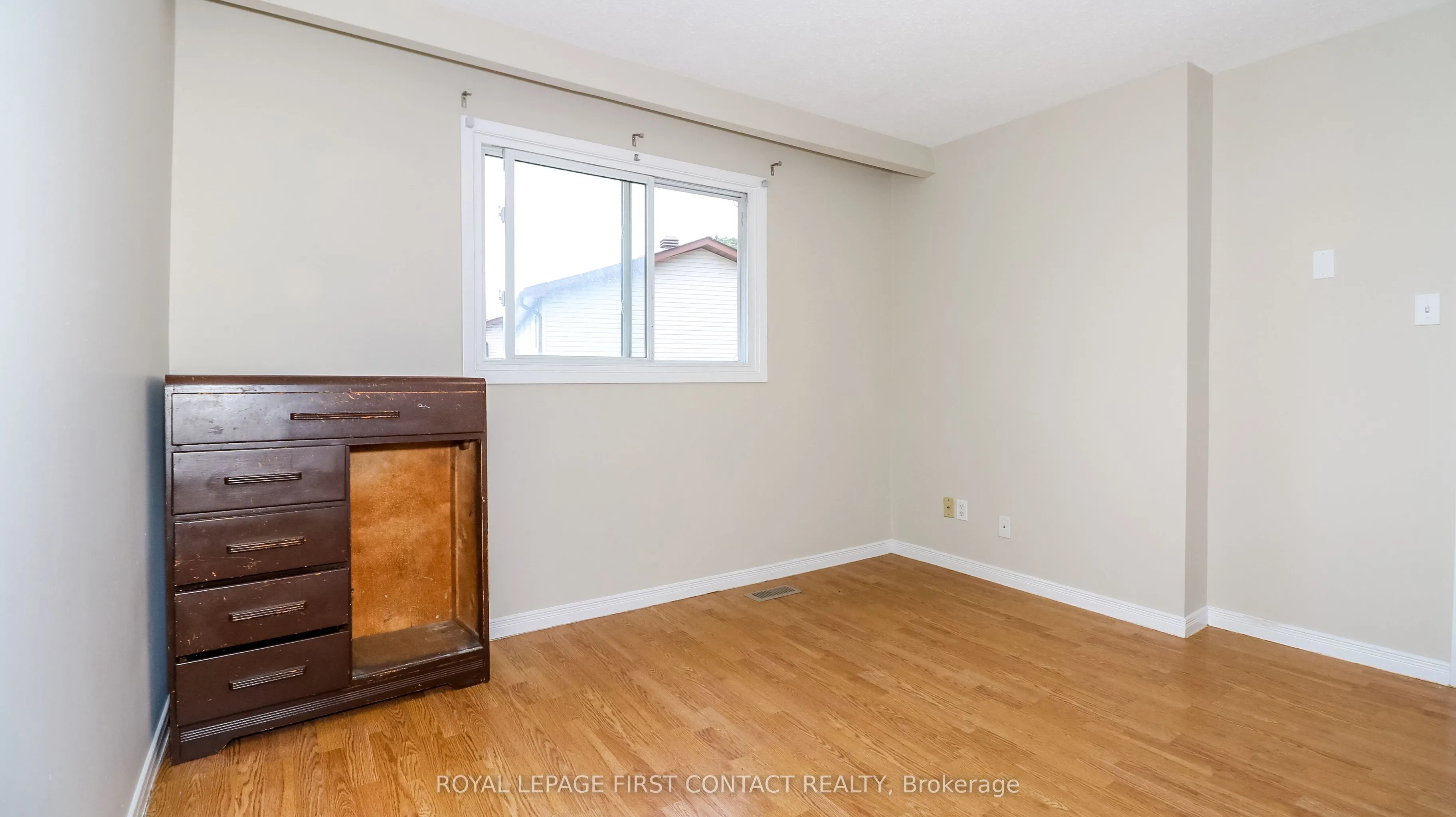 1095 Mississaga Street W, #76