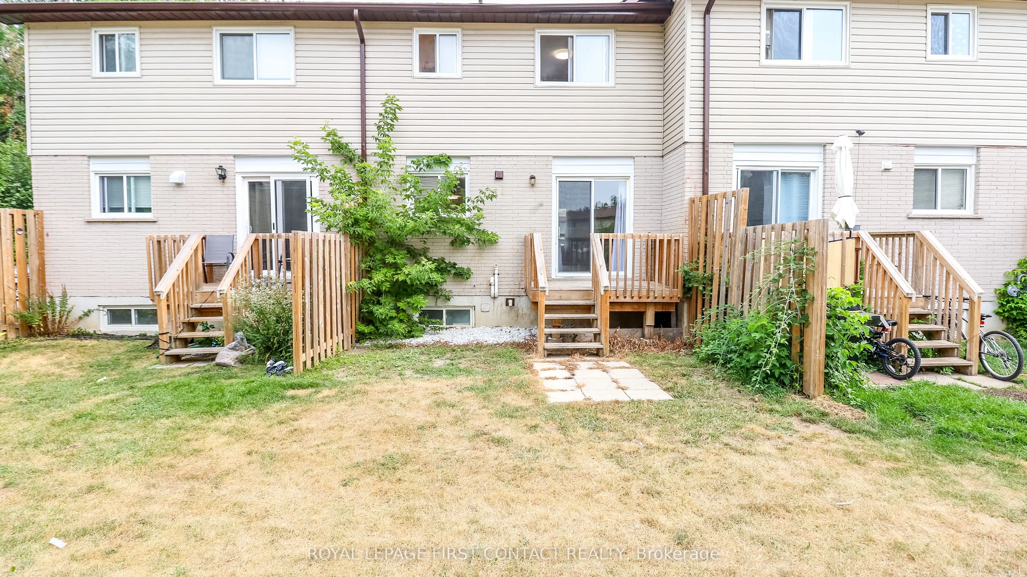 1095 Mississaga Street W, #76