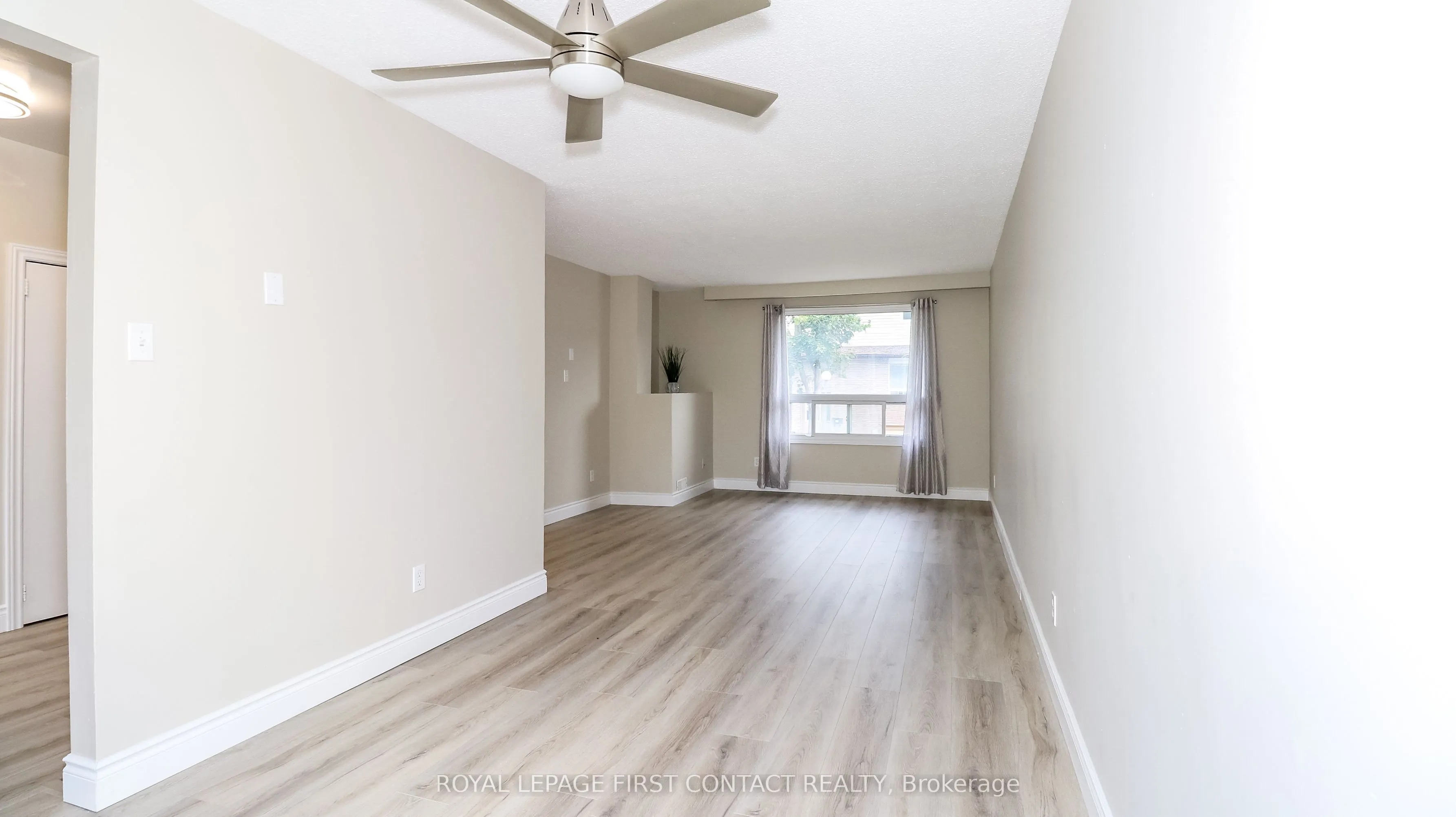 1095 Mississaga Street W, #76