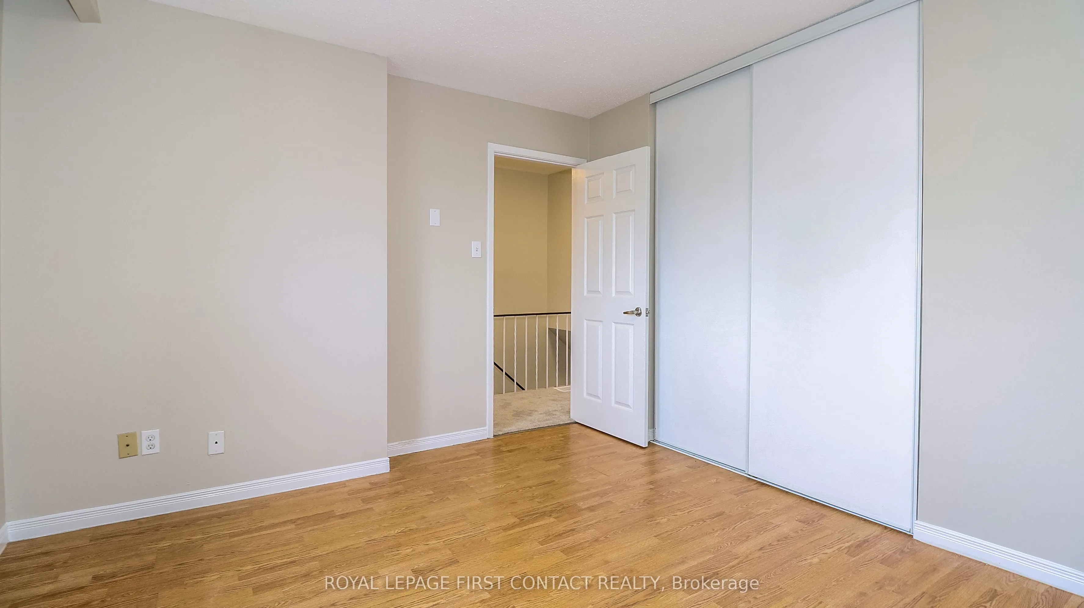 1095 Mississaga Street W, #76