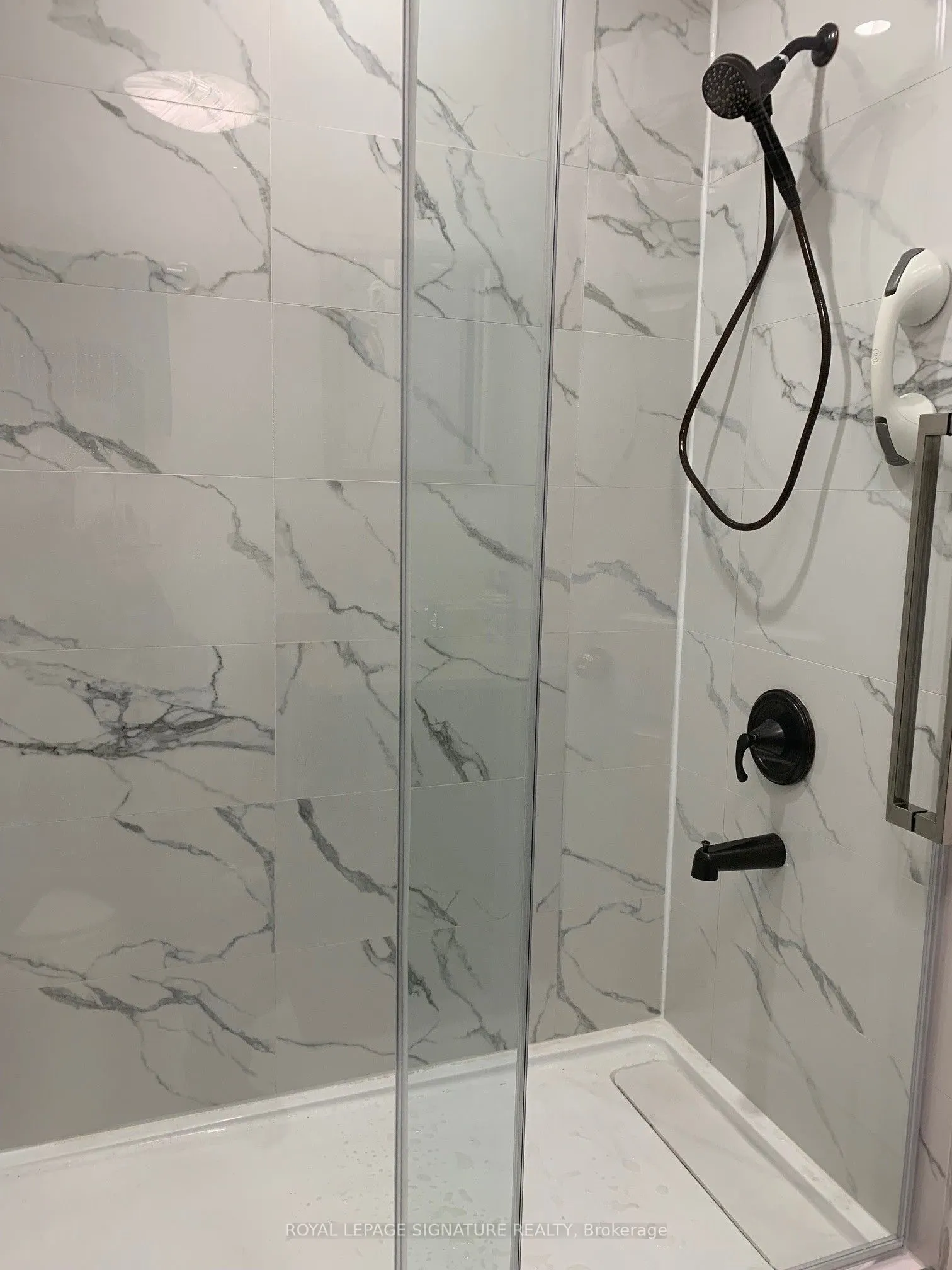 734 Shore Lane, #1