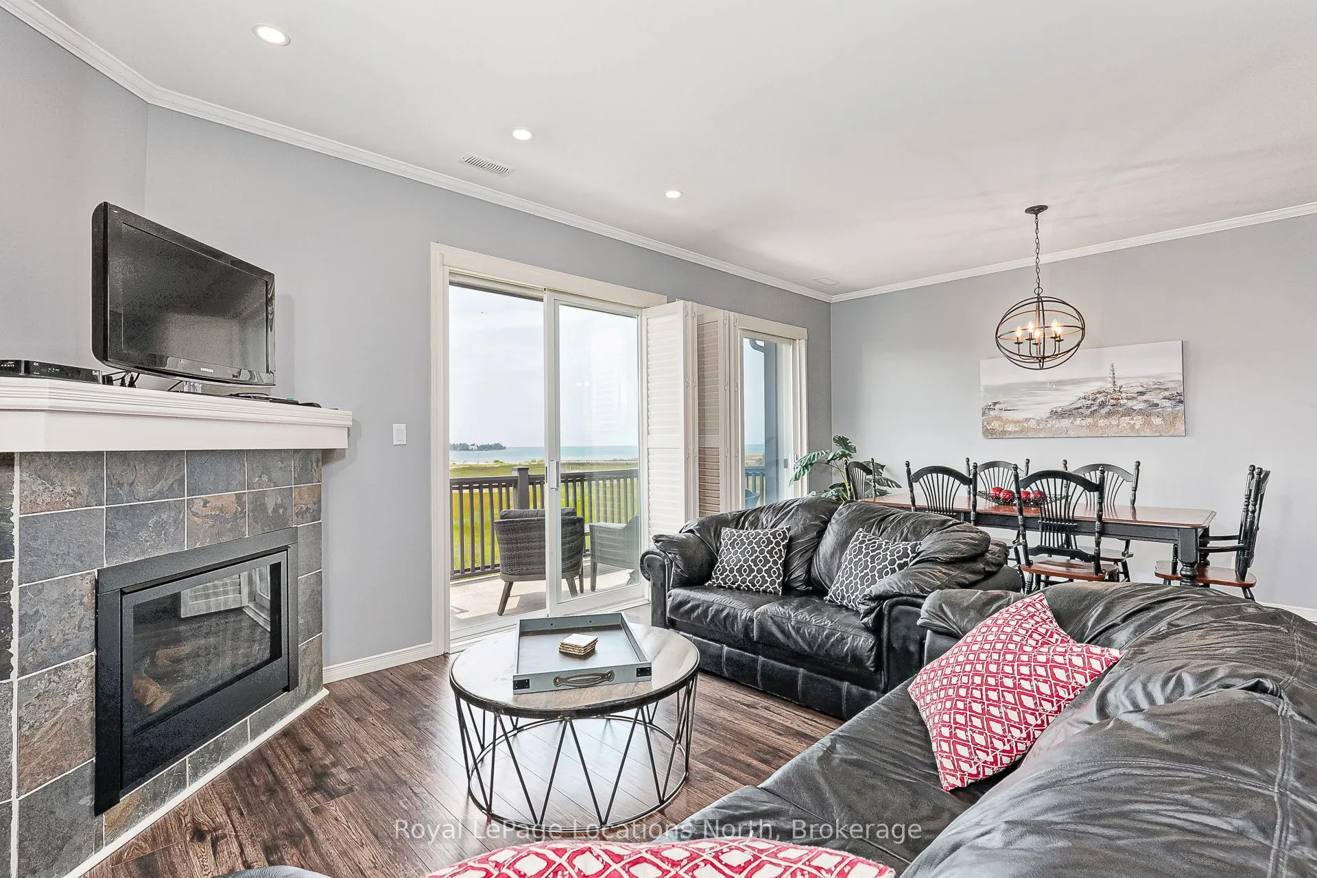 638 Johnston Park Avenue, #3