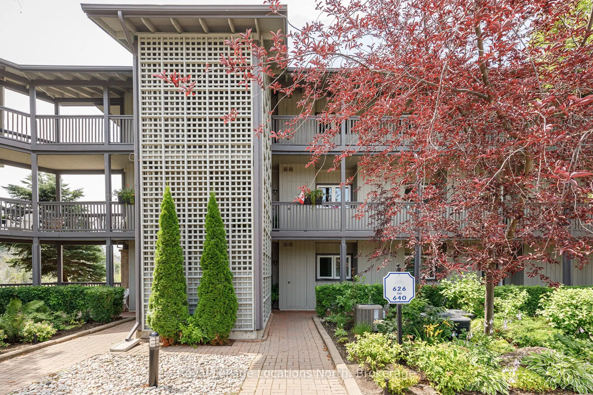 638 Johnston Park Avenue, #3