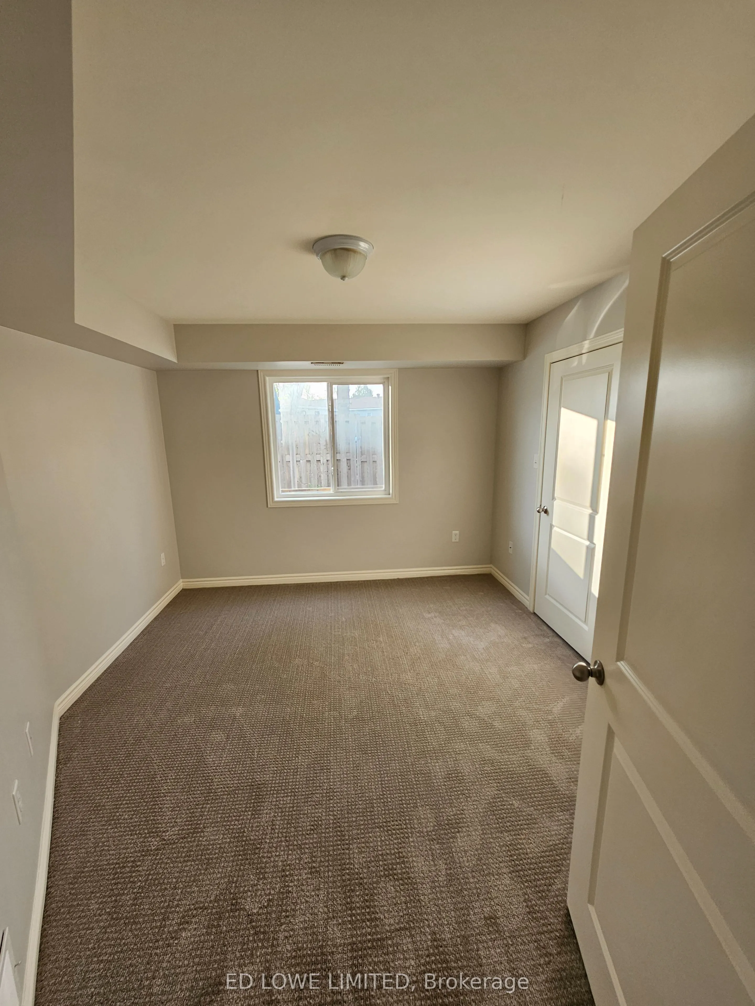 82 Fittons Road E