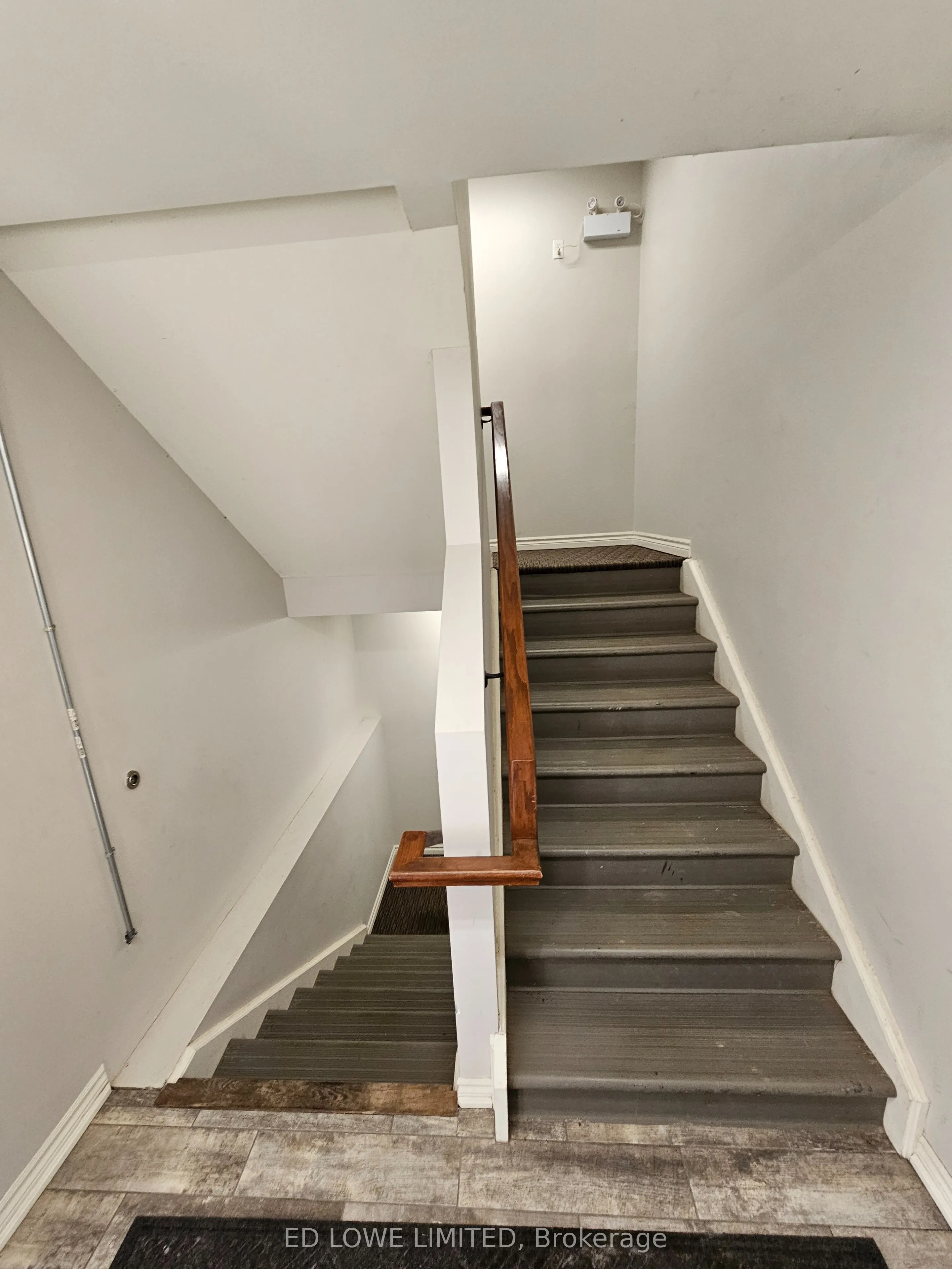 82 Fittons Road E
