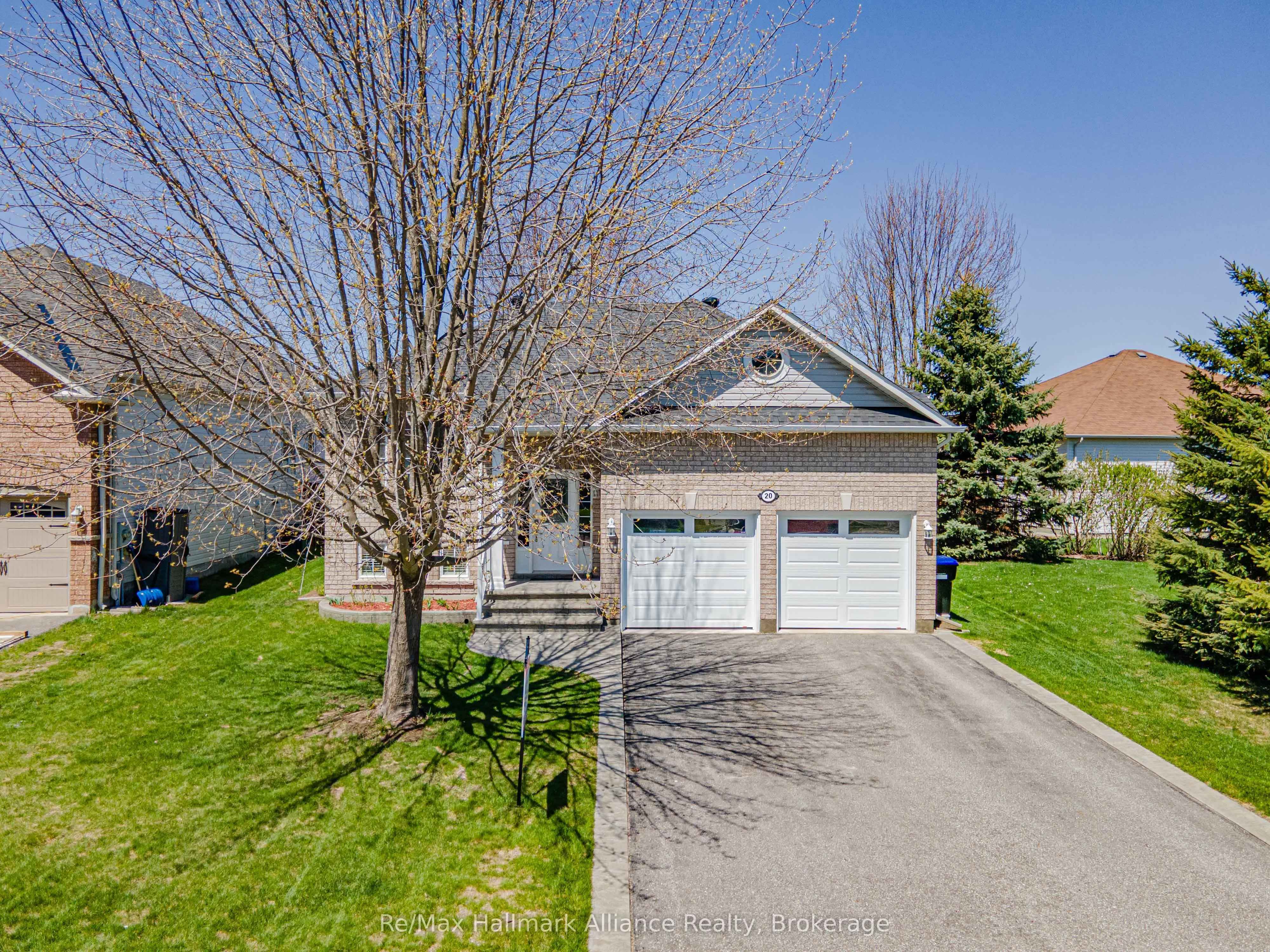 20 Meadowood Drive