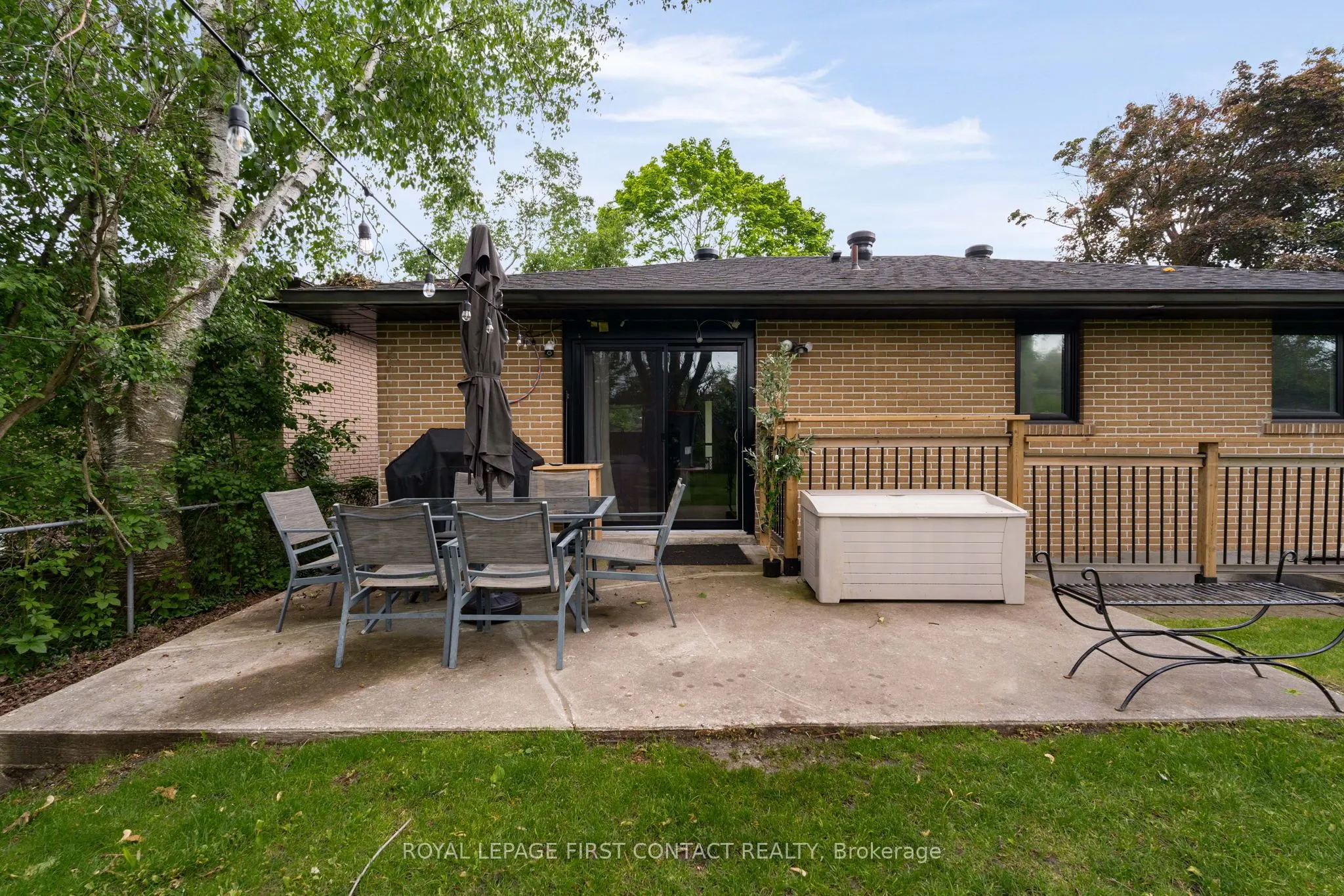 26 Ottaway Avenue