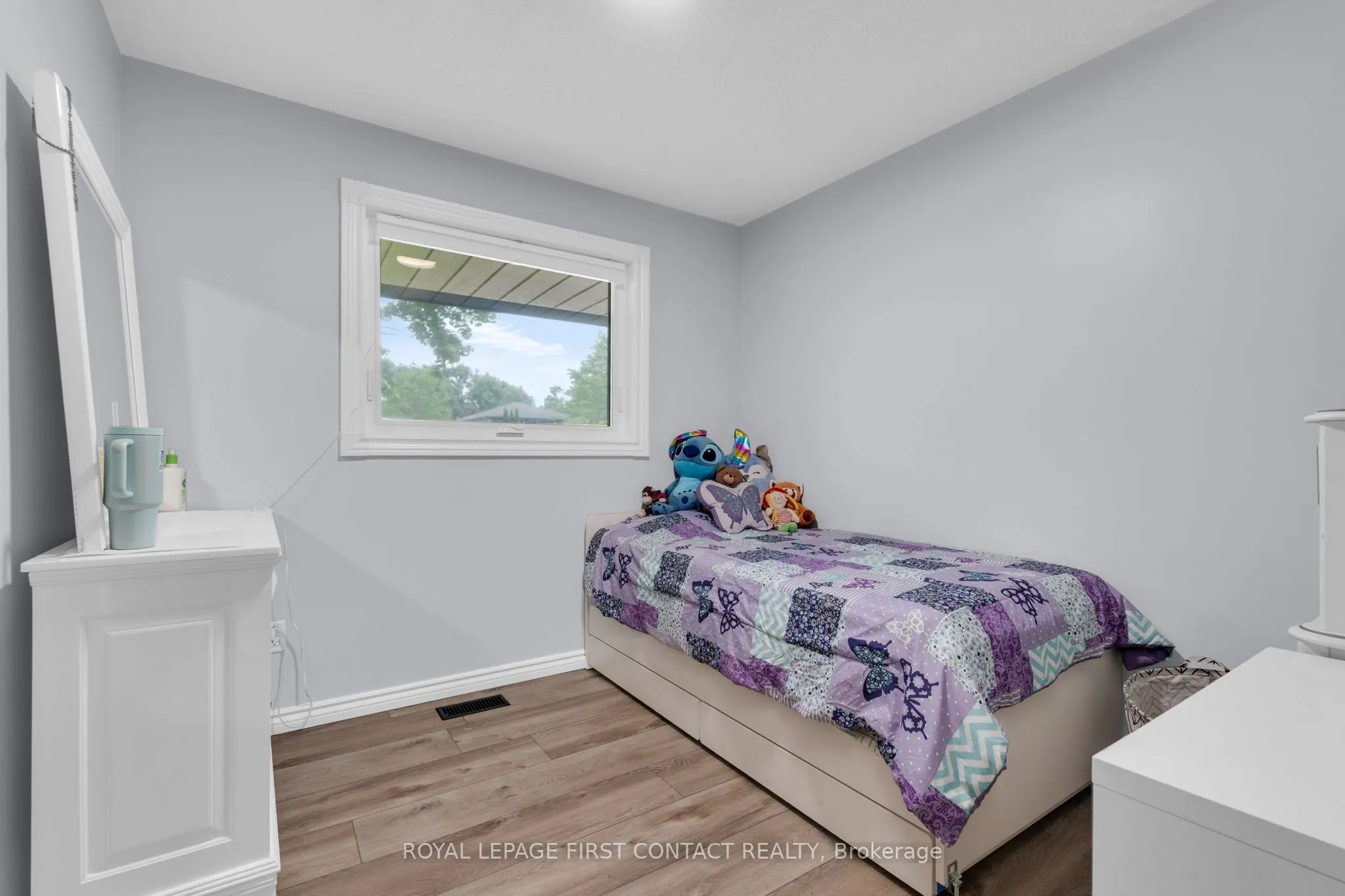 26 Ottaway Avenue