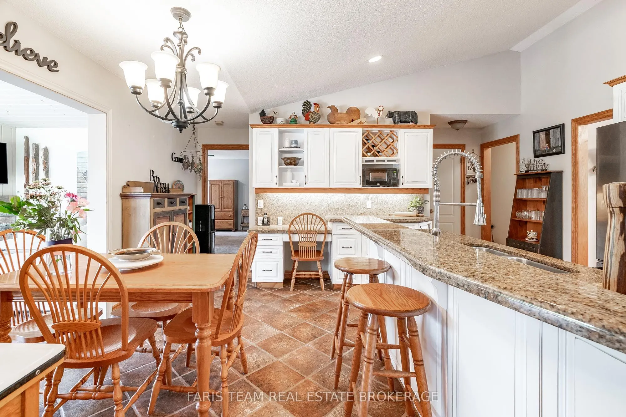 34 Concession Road 8 E