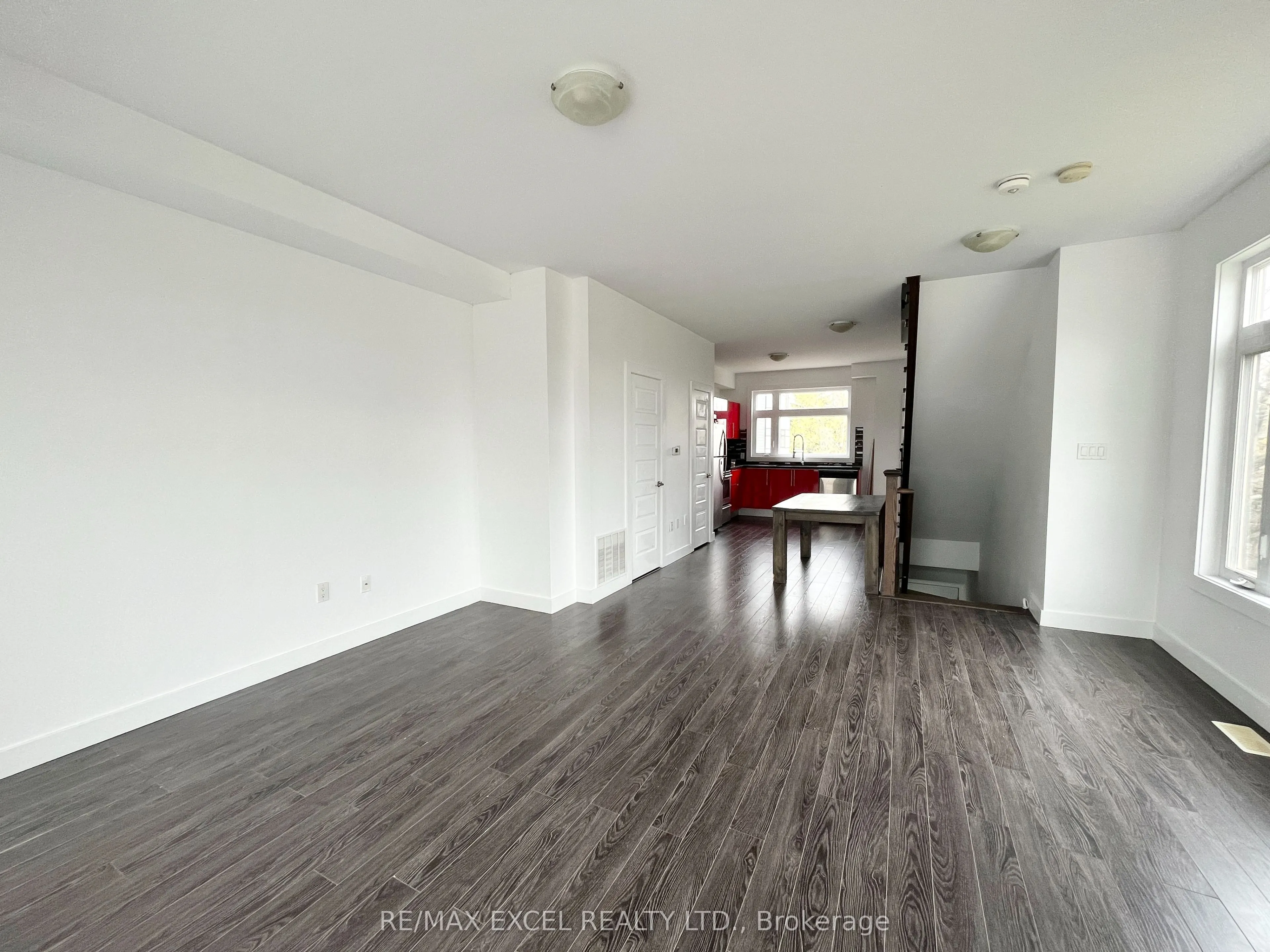 540 Essa Road, #1
