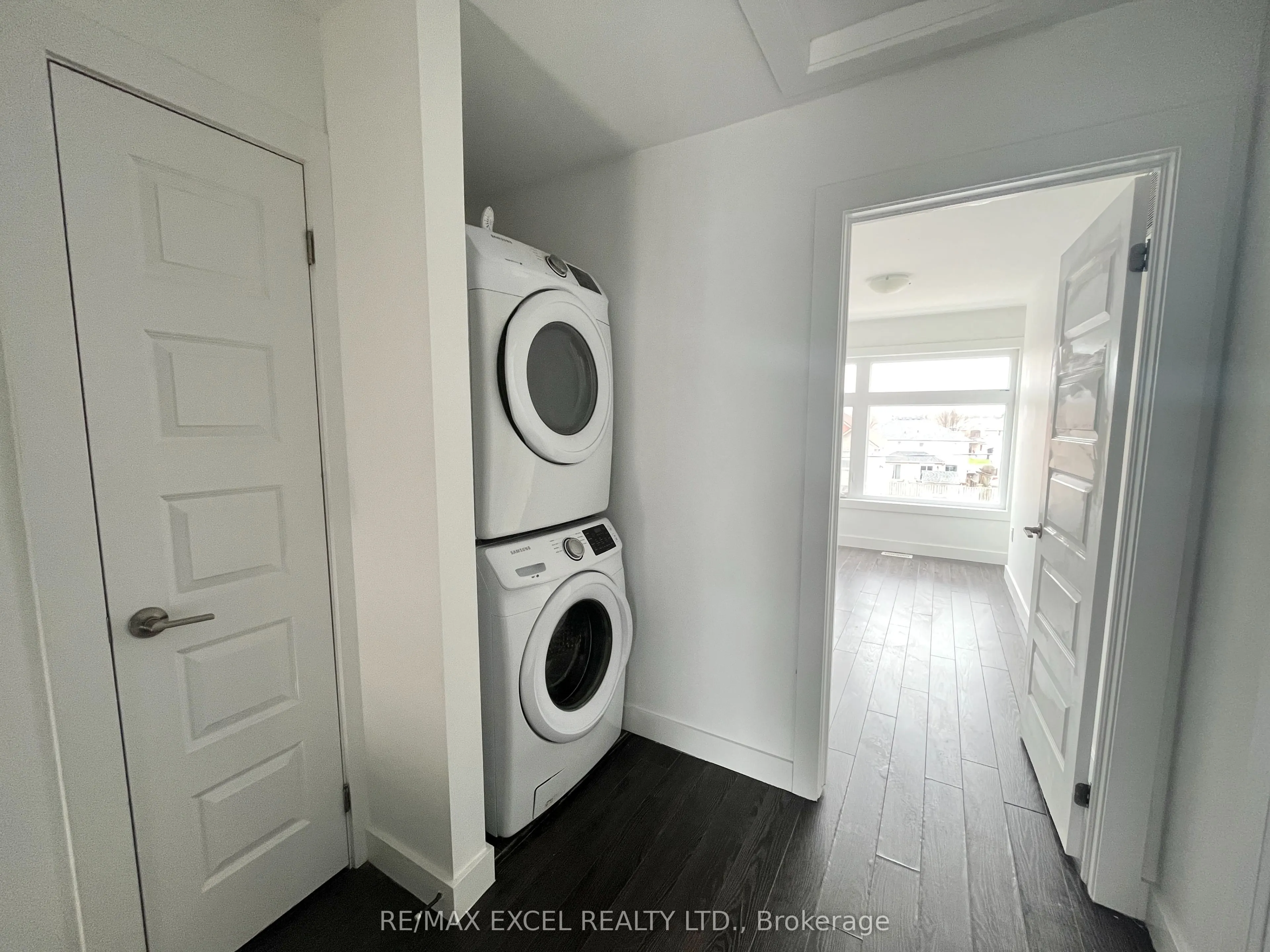 540 Essa Road, #1