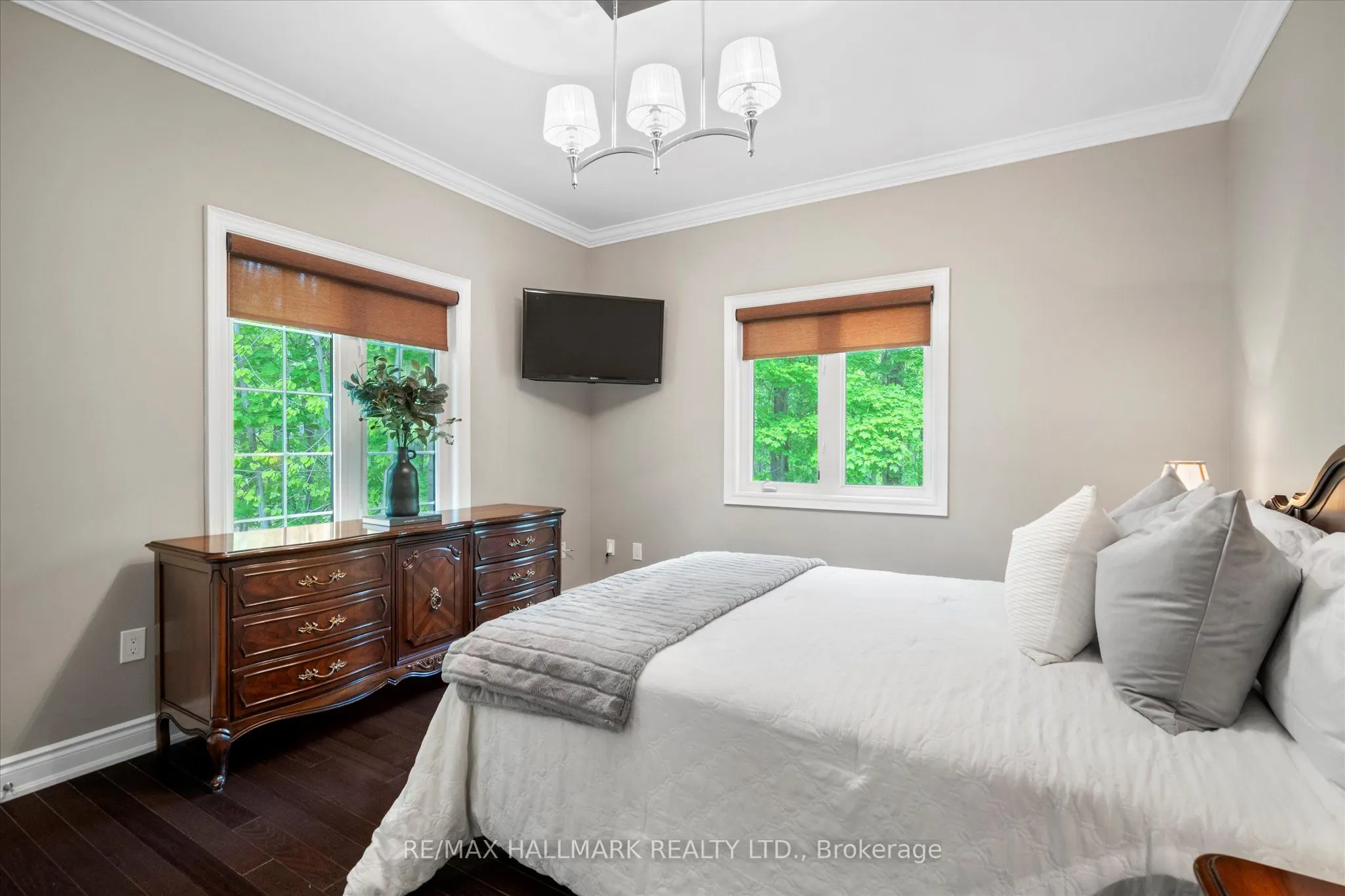 24 Diamond Valley Drive
