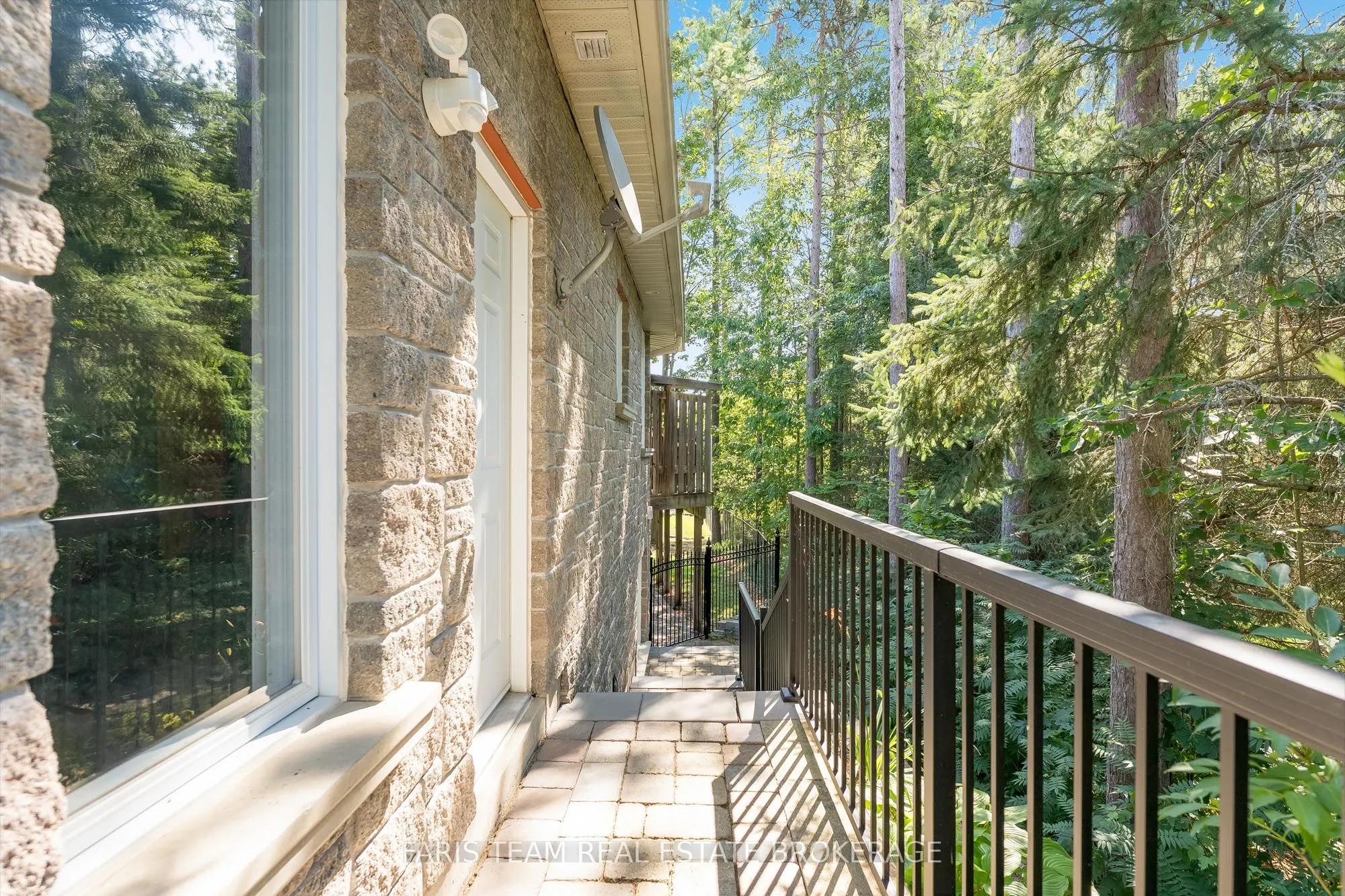 7 Highland Drive