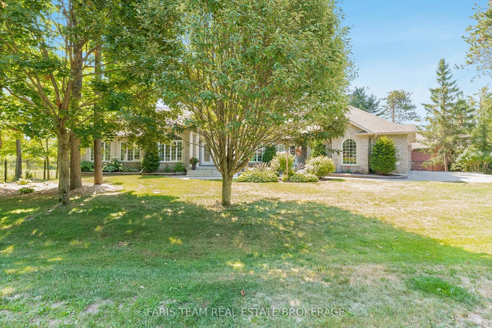 7 Highland Drive