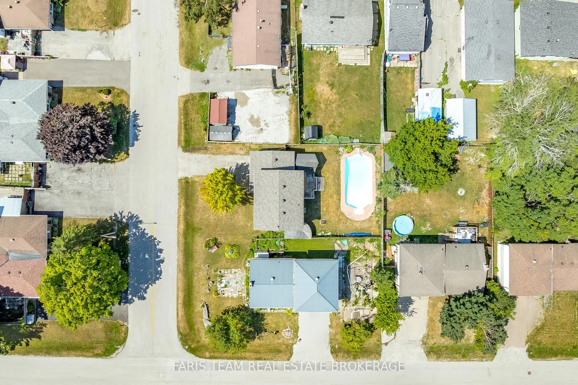 368 Leslie Avenue