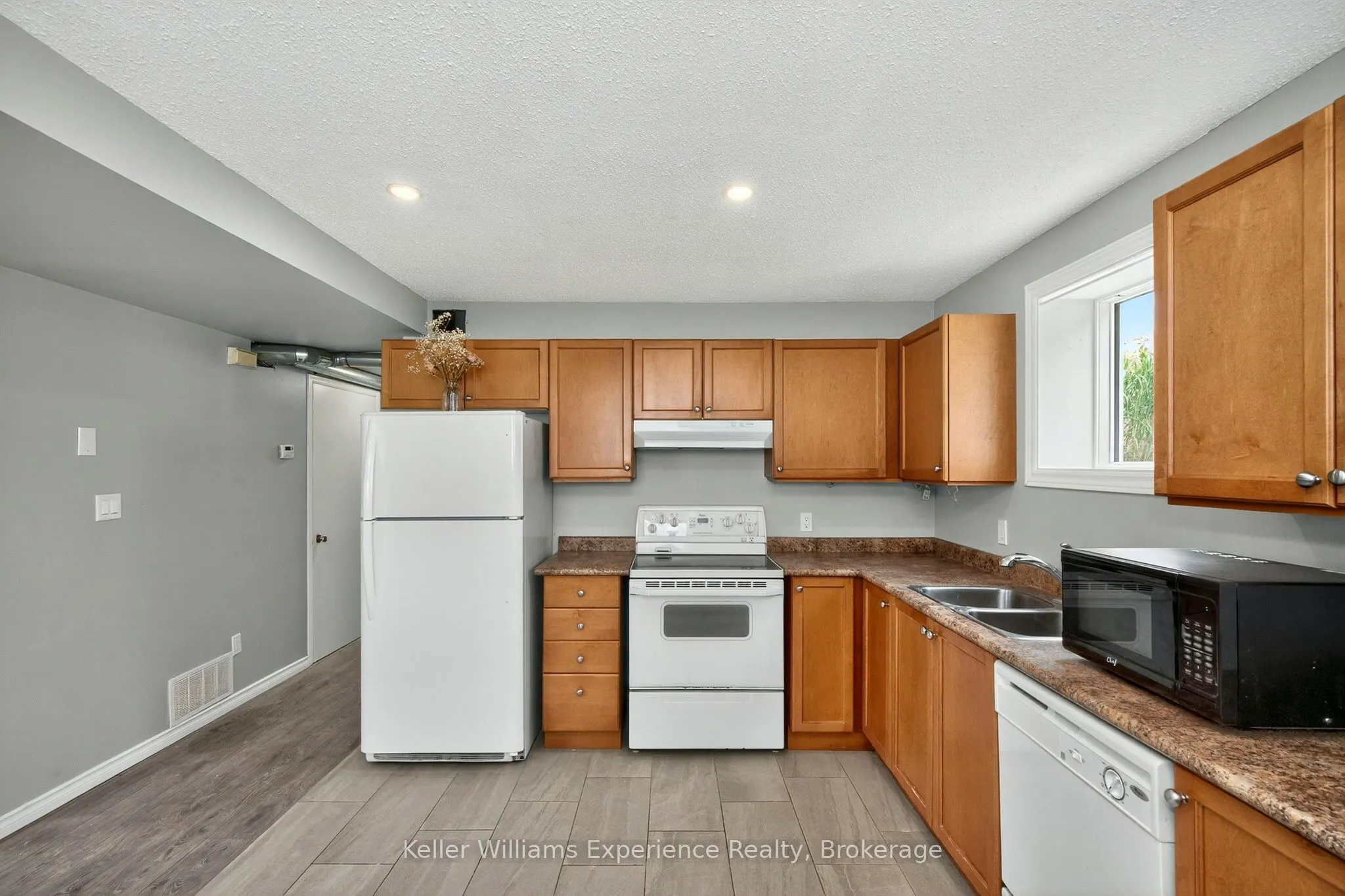 4 Cardinal Lane