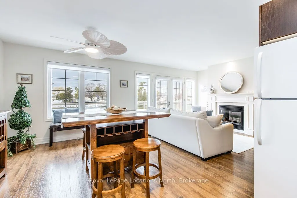 64 RIVER Road E, #3