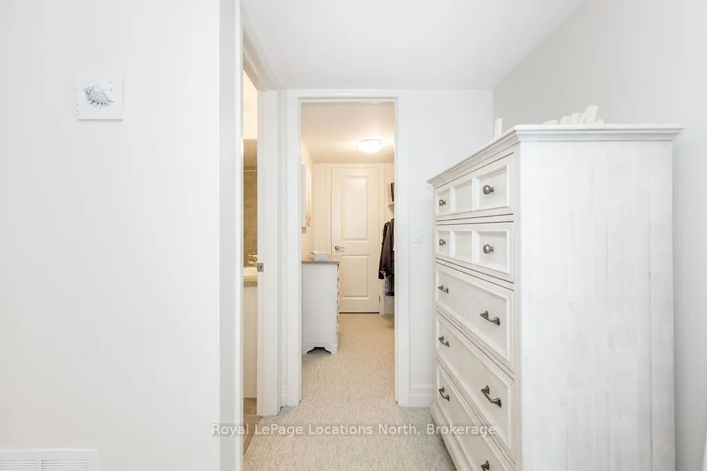 64 RIVER Road E, #3