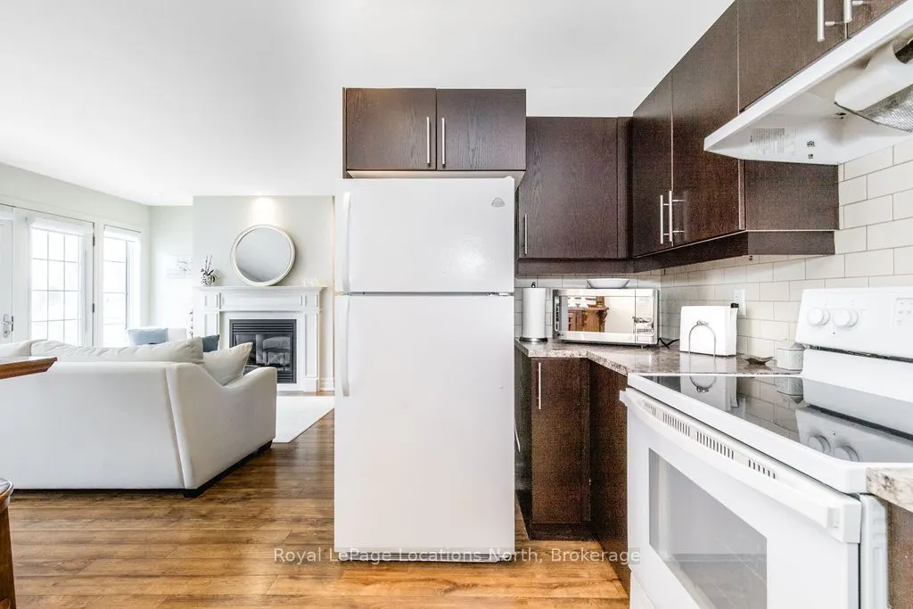 64 RIVER Road E, #3