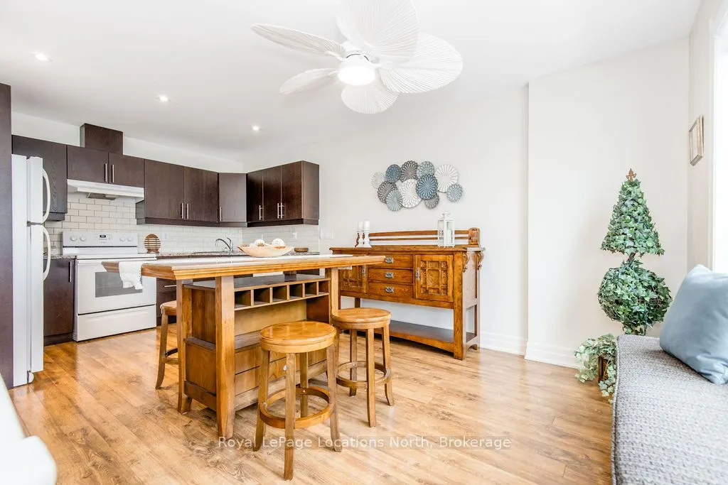 64 RIVER Road E, #3
