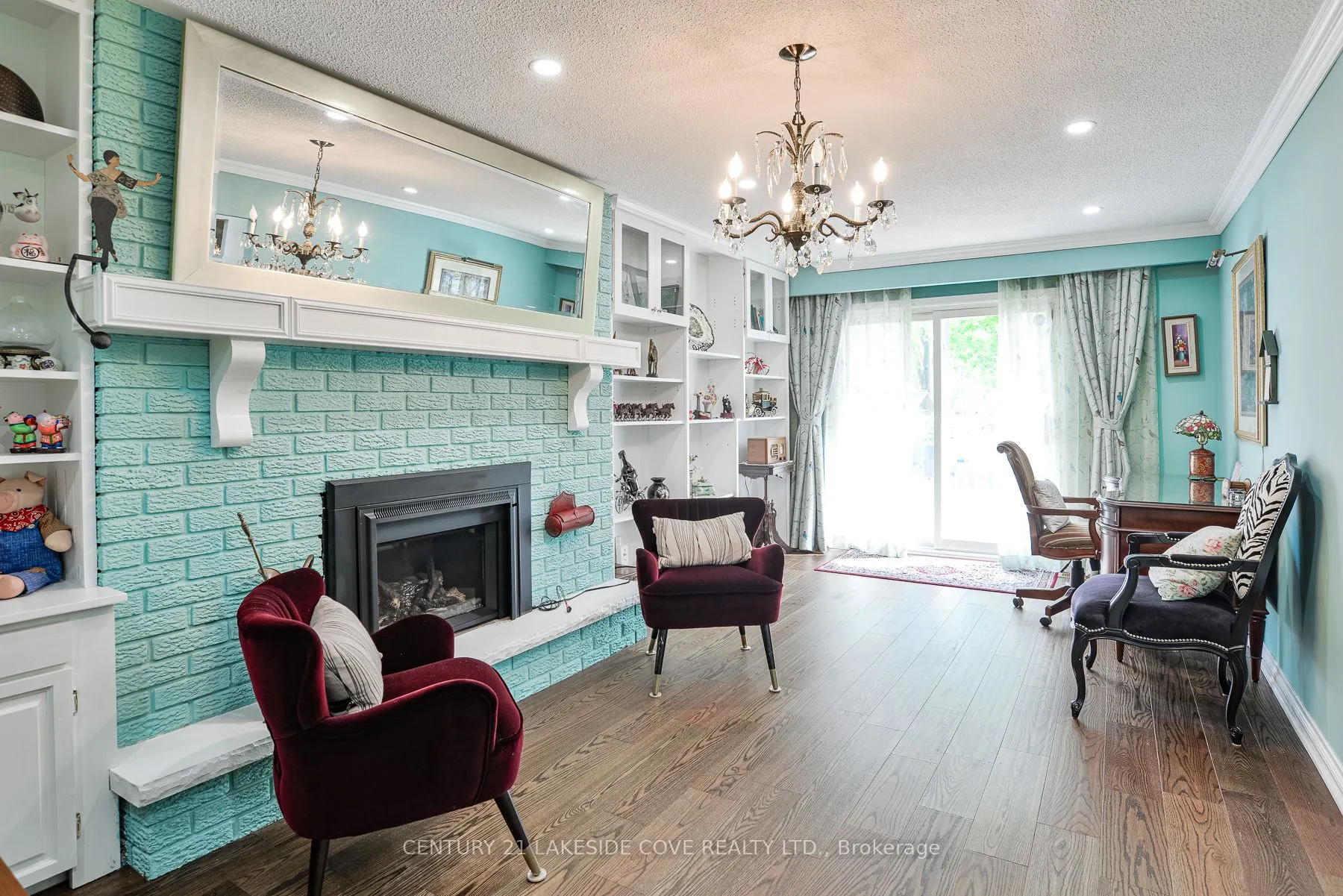 9 Pinetree Court