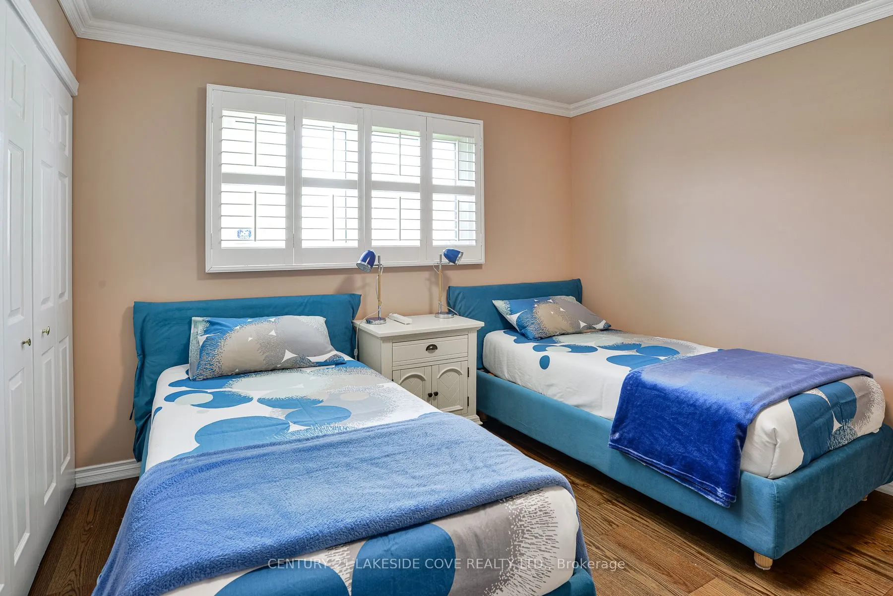9 Pinetree Court