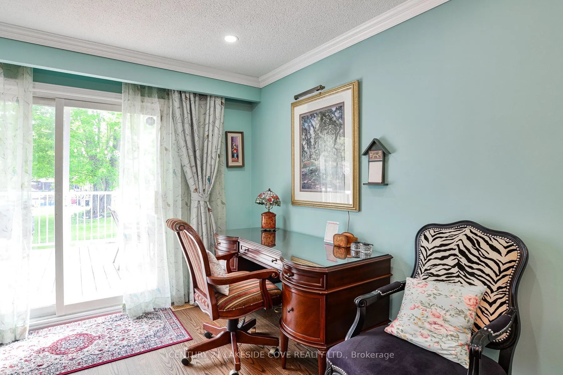 9 Pinetree Court
