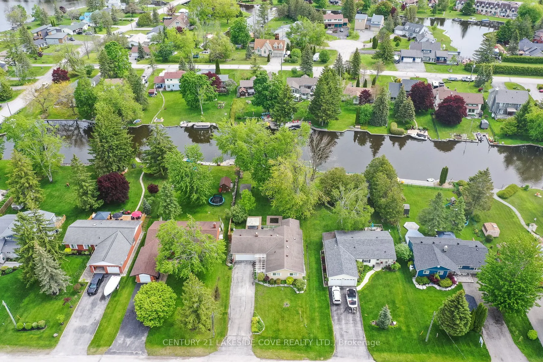 9 Pinetree Court