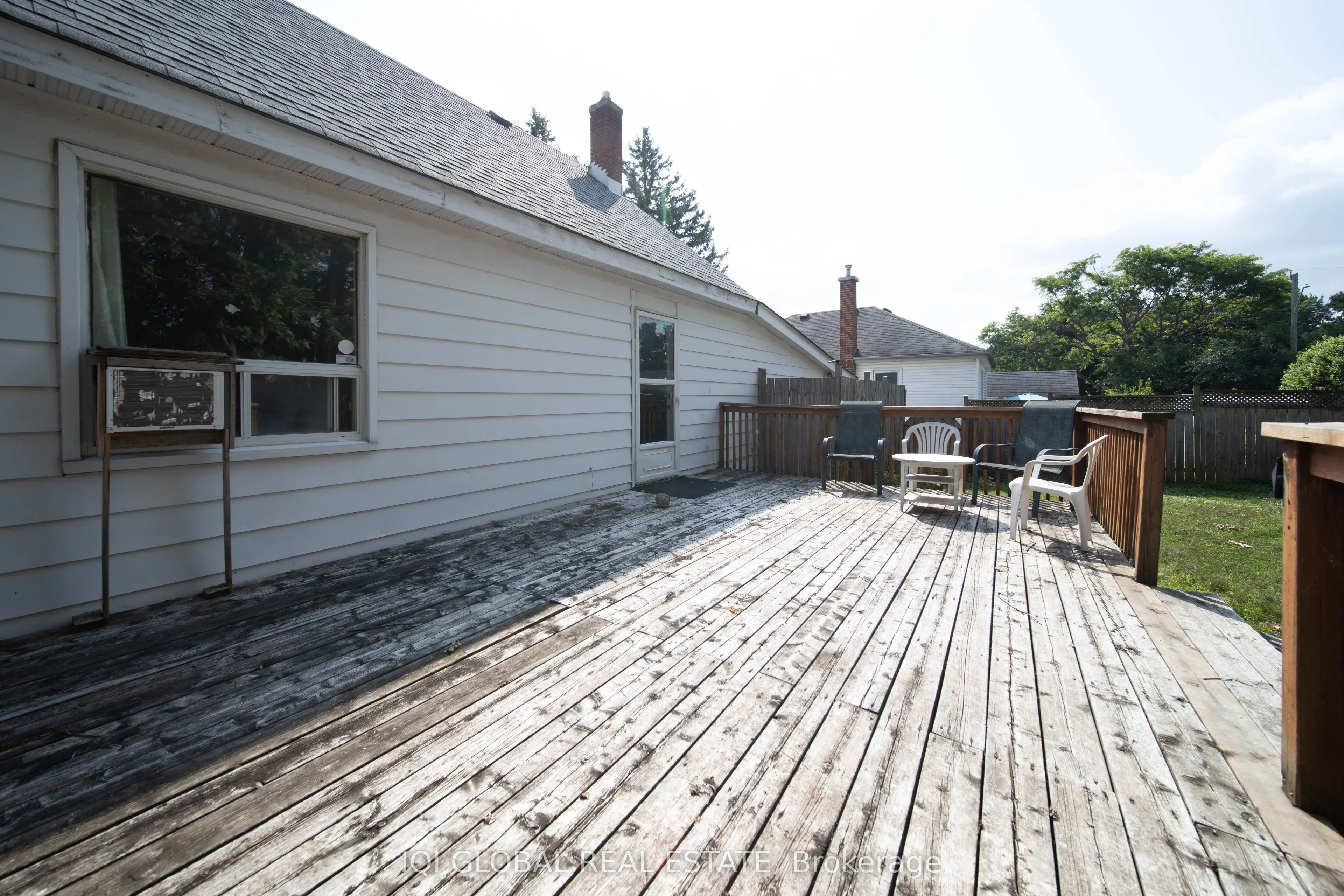 182 Peel Street