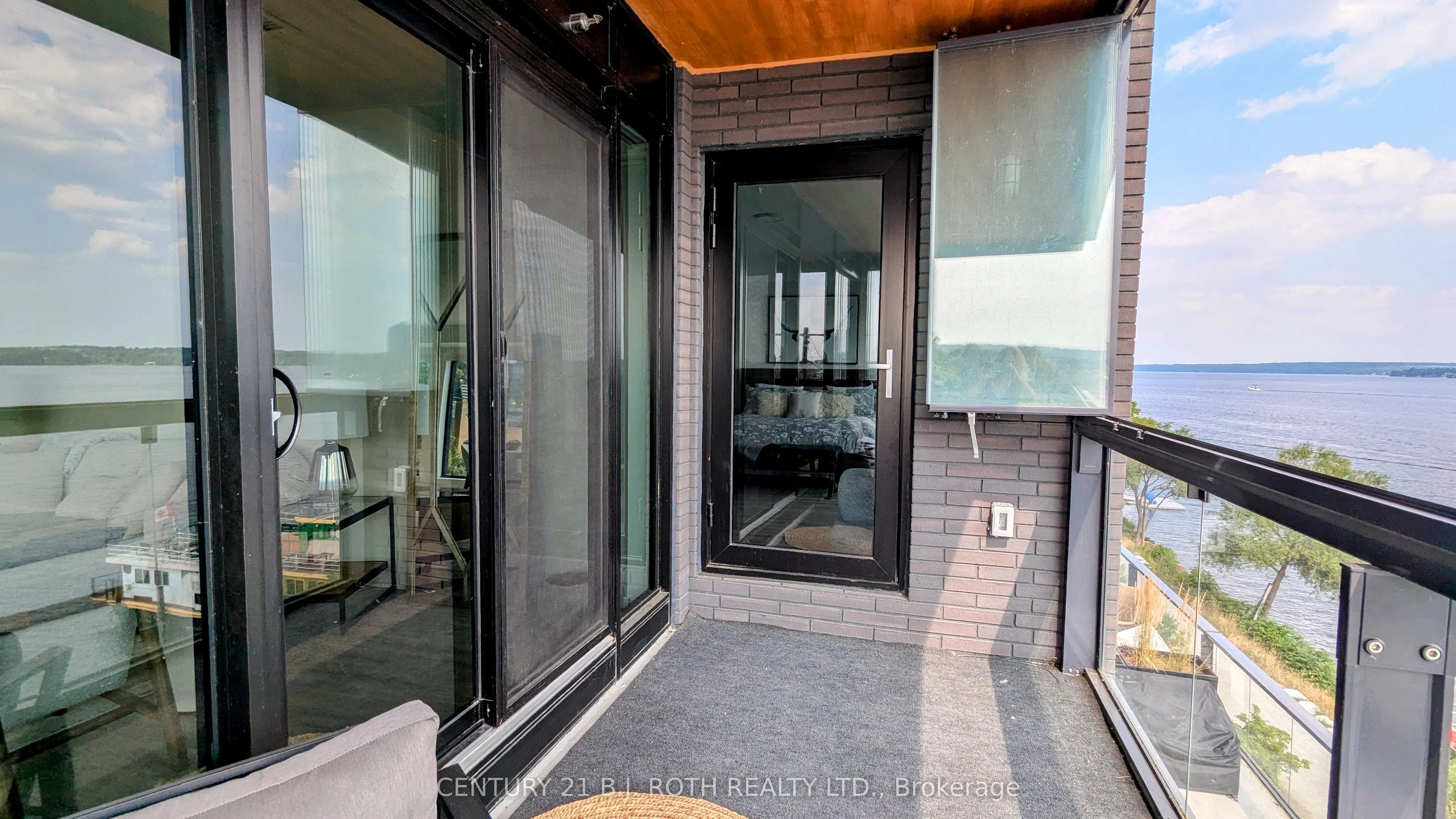 185 Dunlop Street E, #301