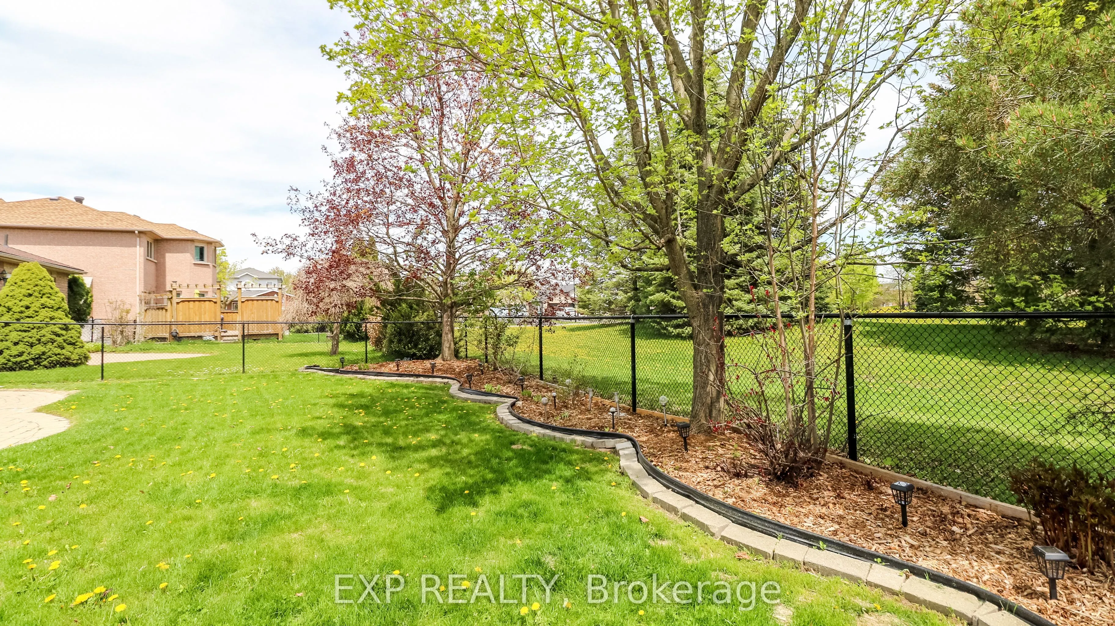 13 O'Shaughnessy Crescent