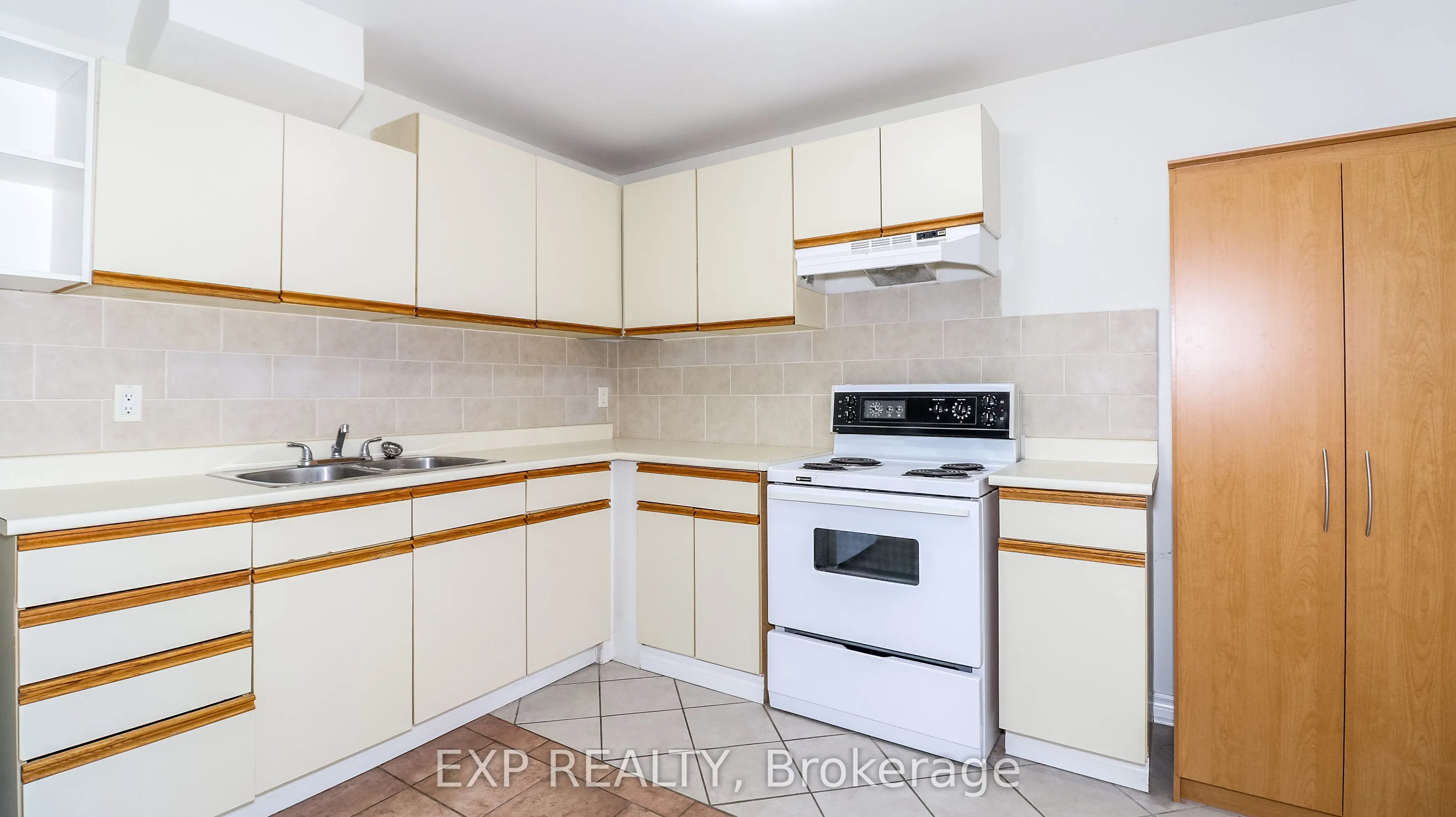 13 O'Shaughnessy Crescent