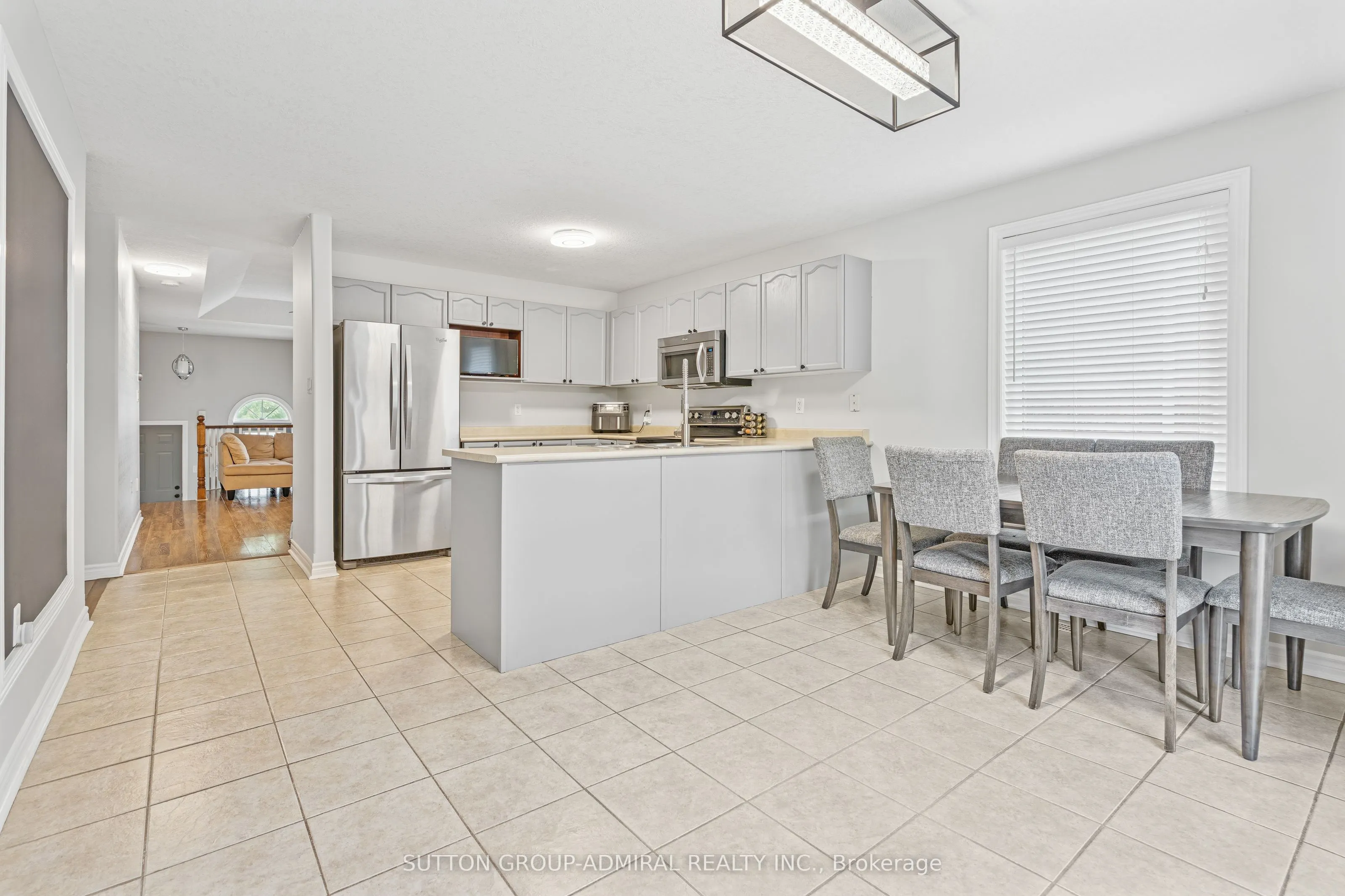 16 Empire Drive