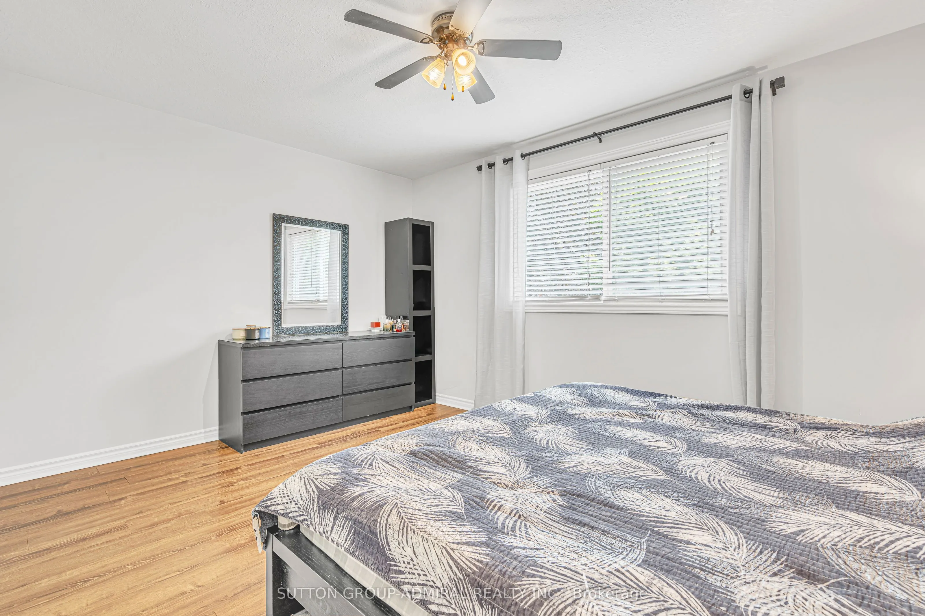 16 Empire Drive