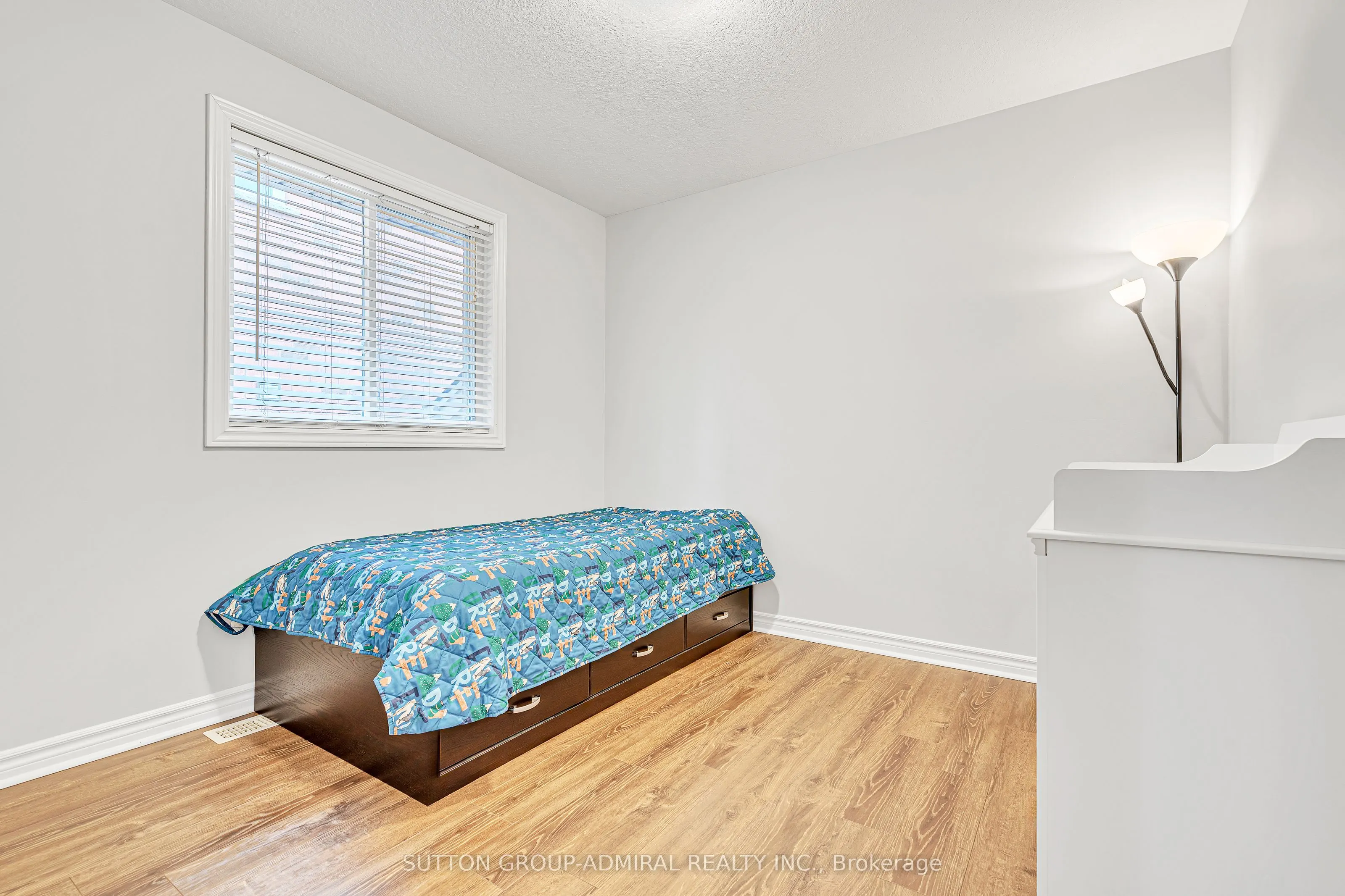 16 Empire Drive