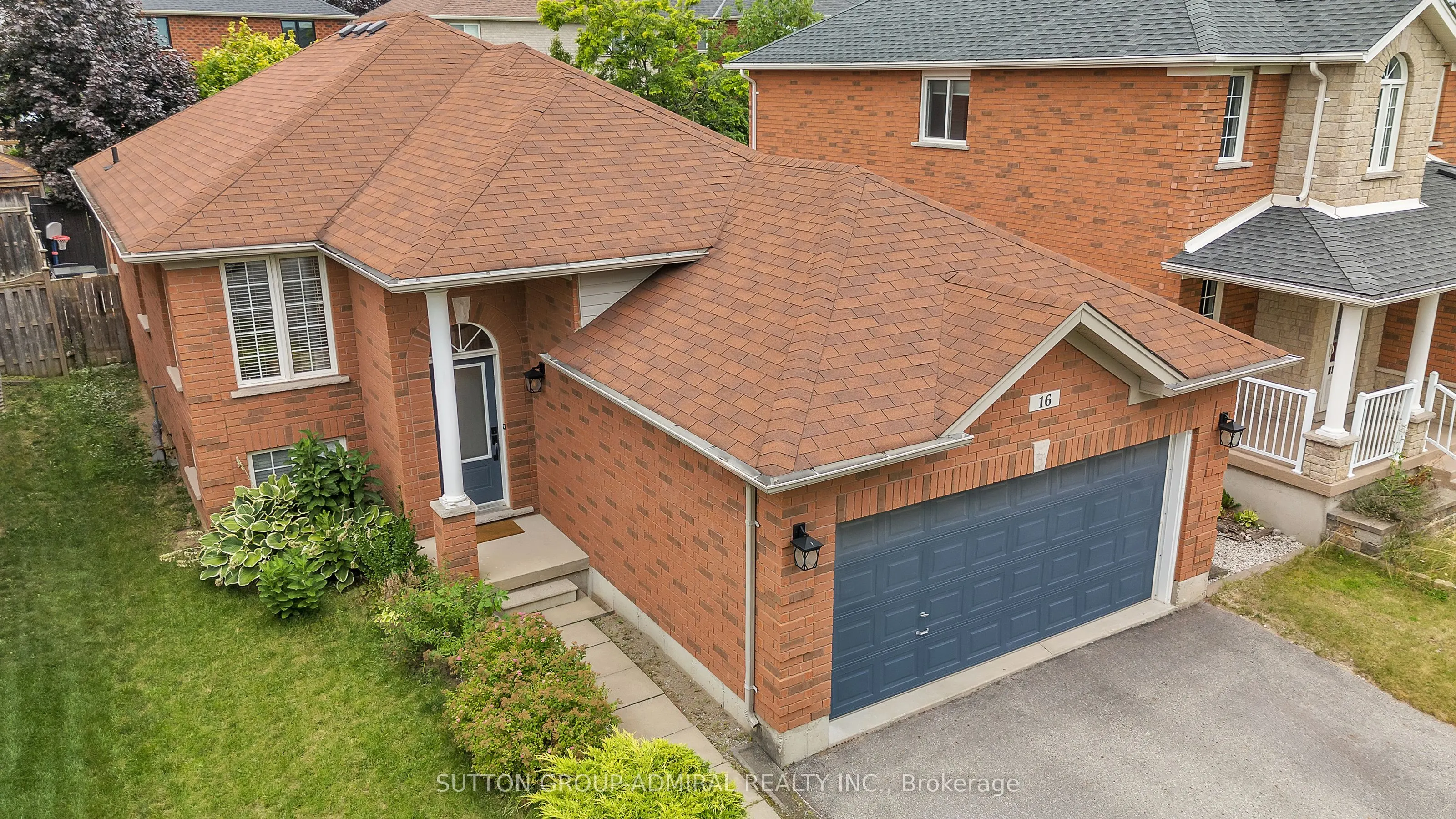 16 Empire Drive